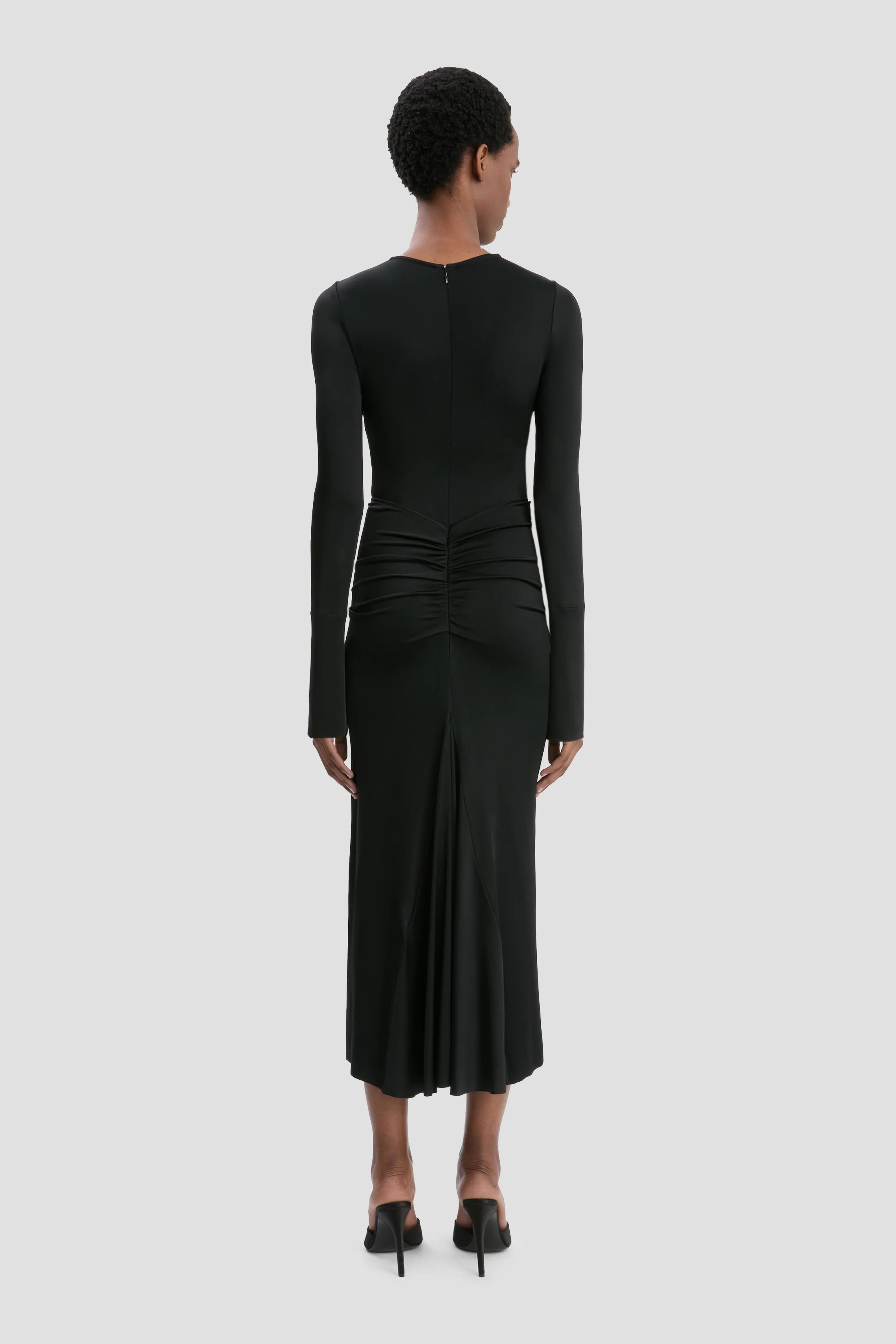 Frances Midi Dress In Black - XNAUWBI