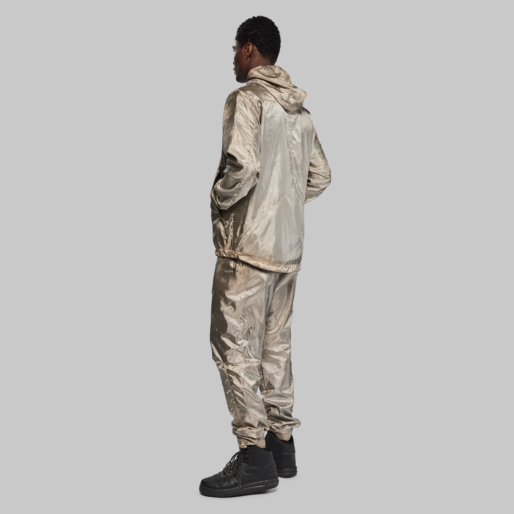 Shielding Jacket - Pre-Order - XNAUWBI