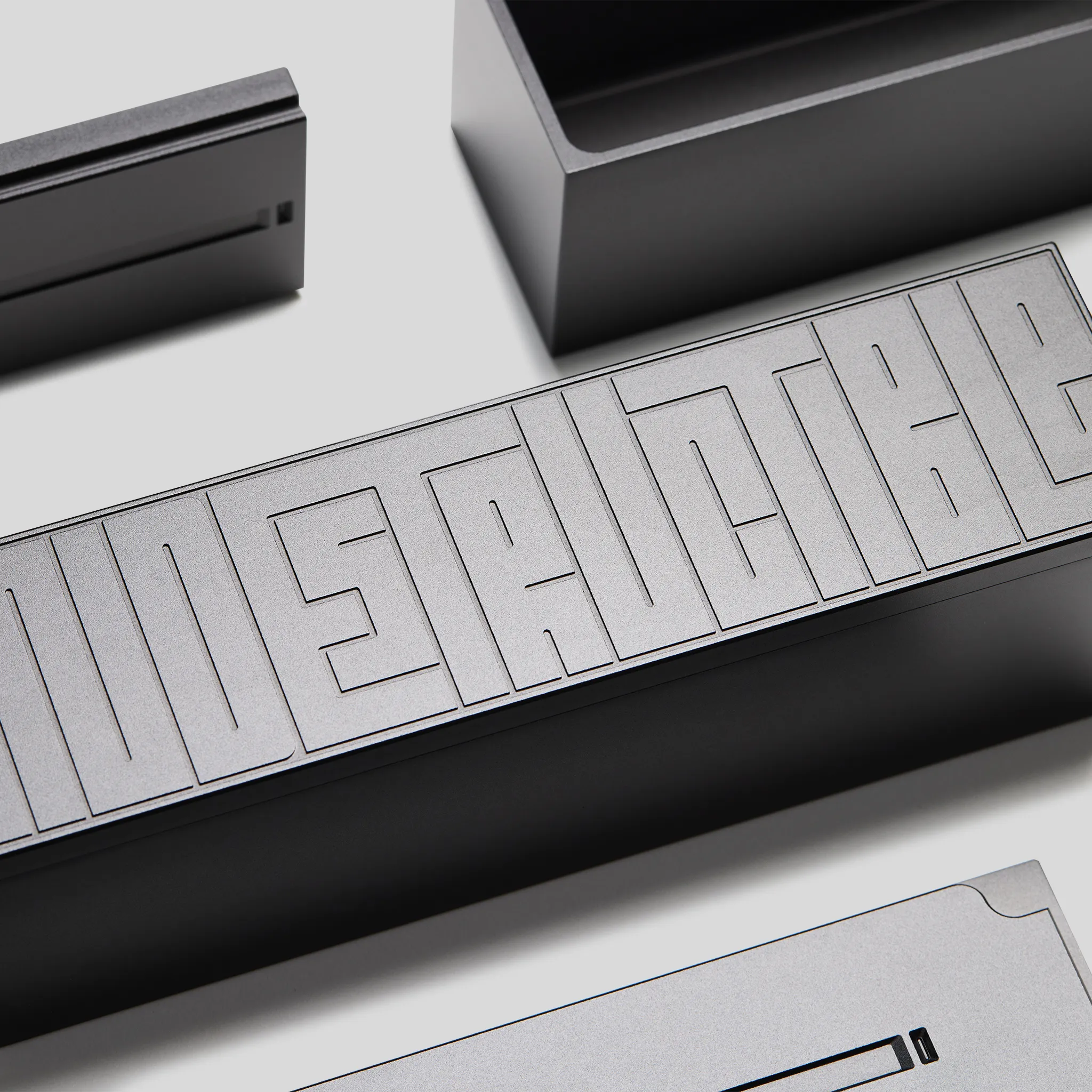 Indestructible Belt. Black edition - XNAUWBI