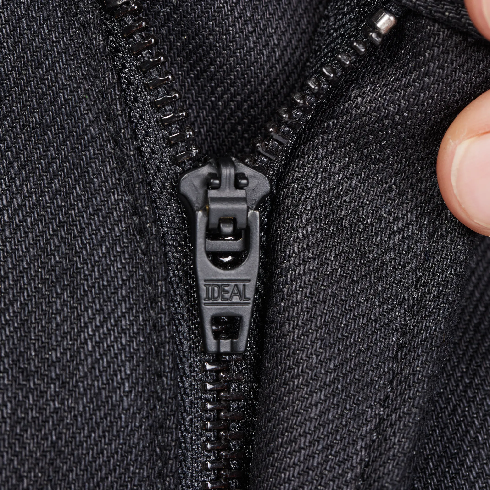 Indestructible Jeans. Black edition - XNAUWBI