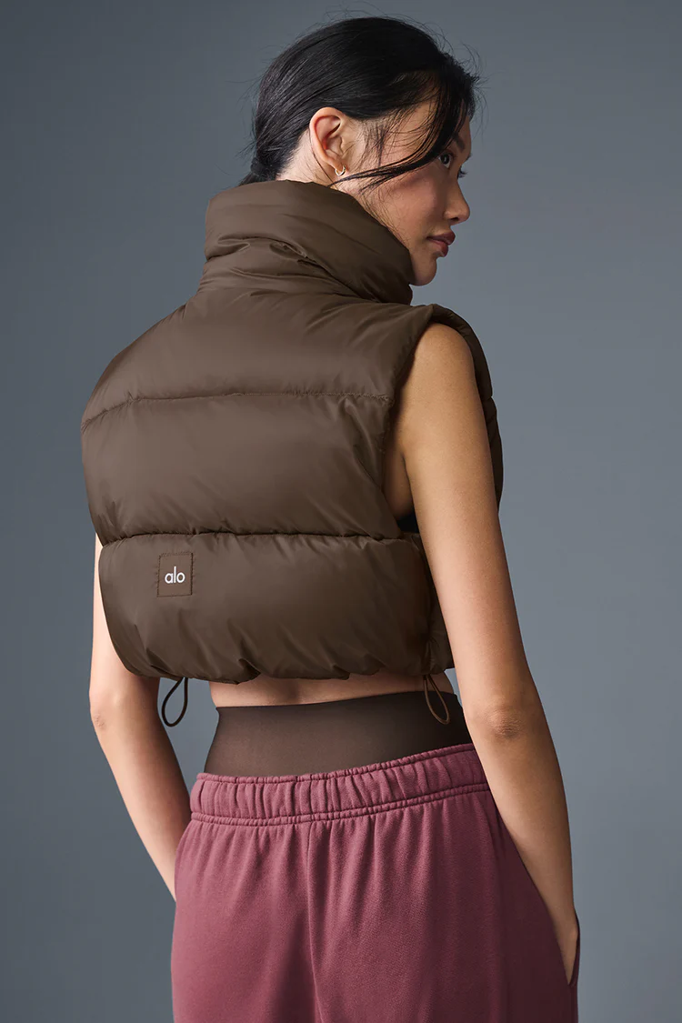 Cropped Gold Rush Puffer Vest - XNAUWBI