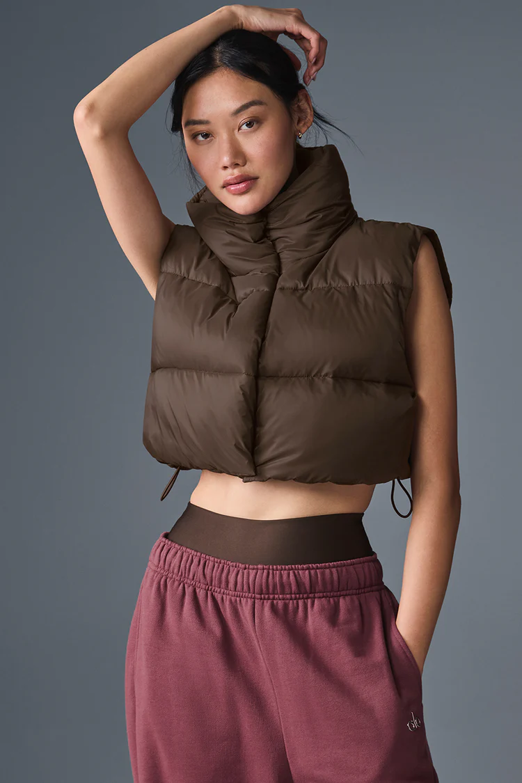 Cropped Gold Rush Puffer Vest - XNAUWBI