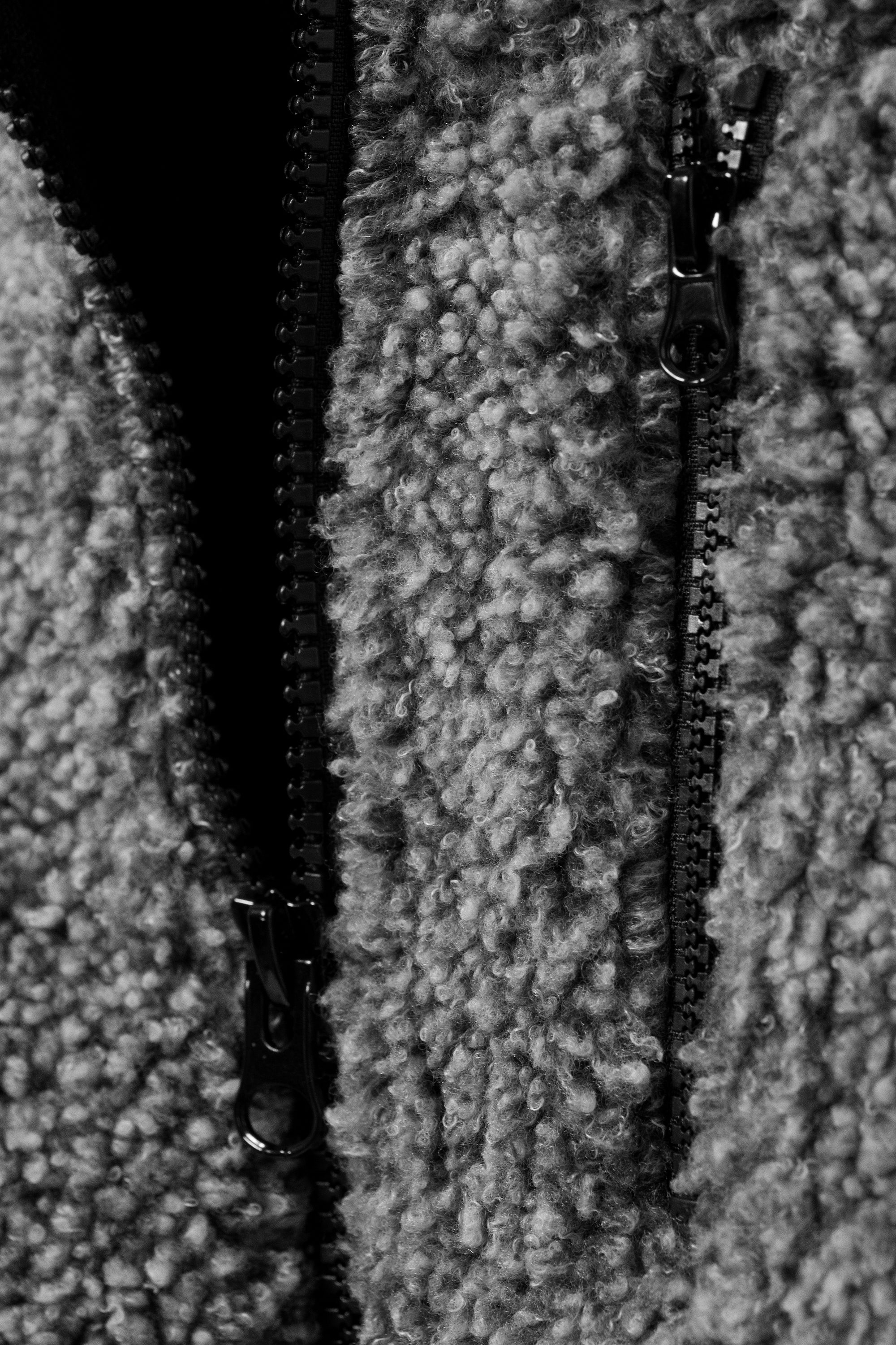 OVERSIZED ZIP-UP PILE HOODIE - XNAUWBI