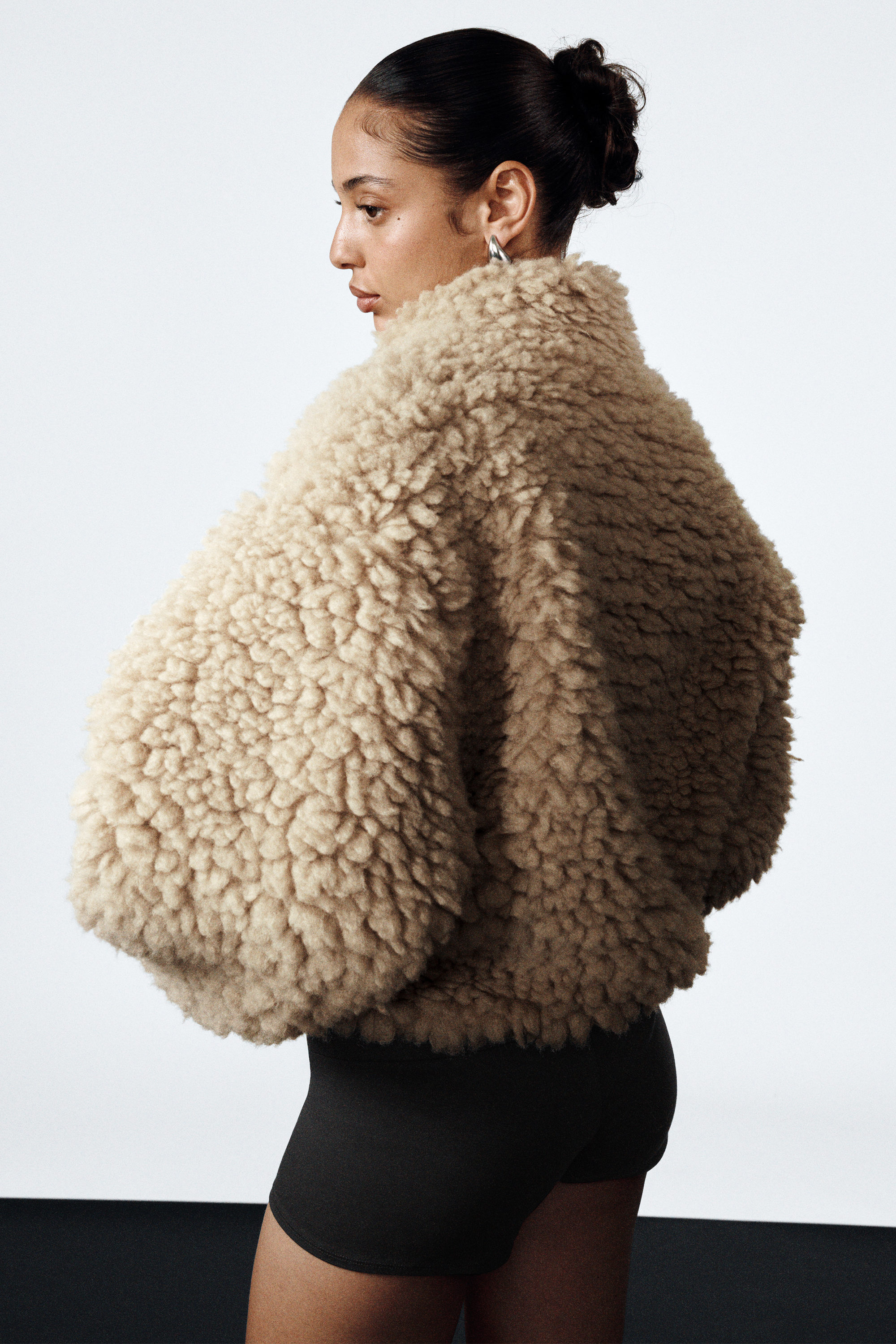 OVERSIZED FLUFFY ZIP JACKET - XNAUWBI
