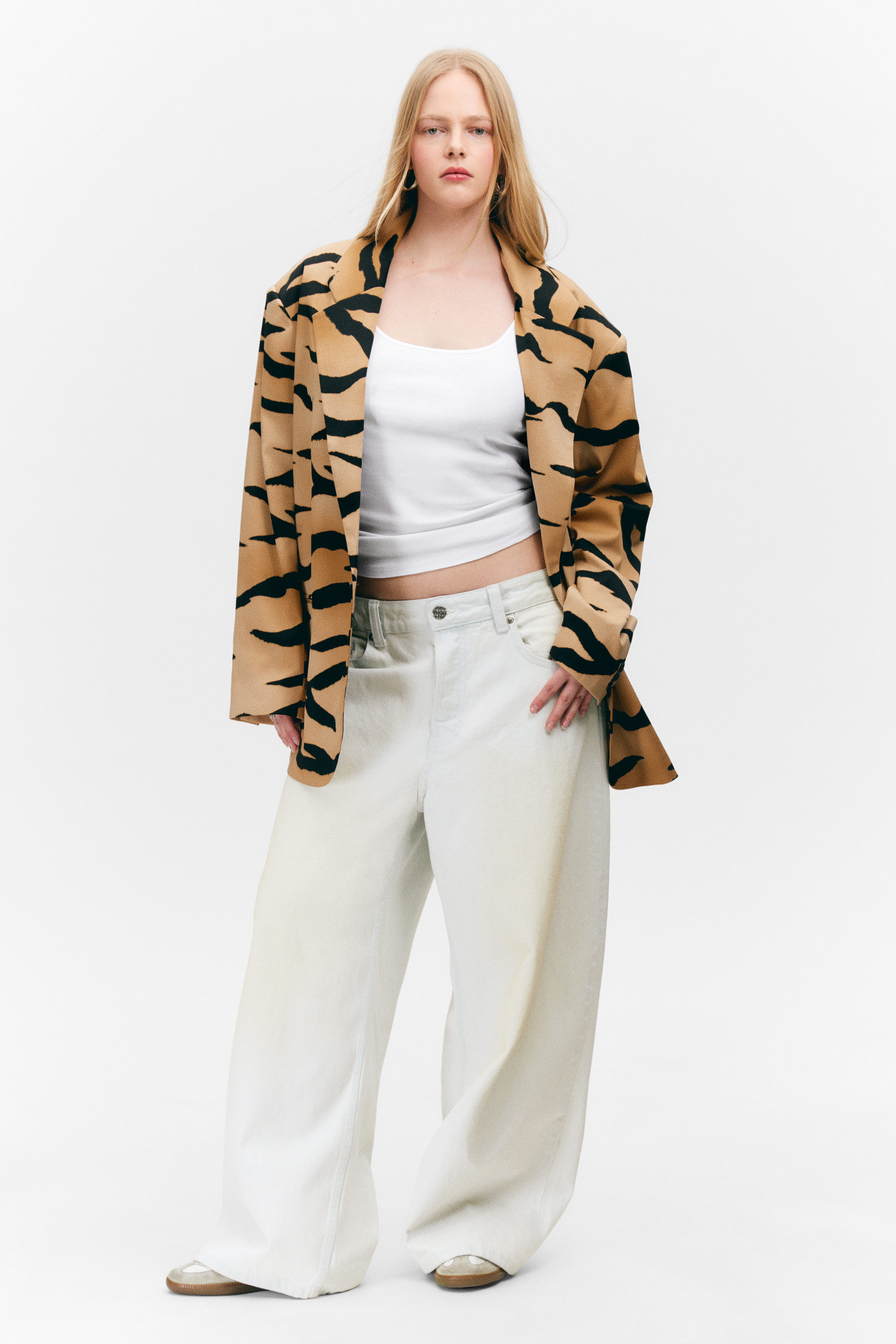 SINGLE-BREASTED OVERSIZED TIGER PRINTED BLAZER - XNAUWBI