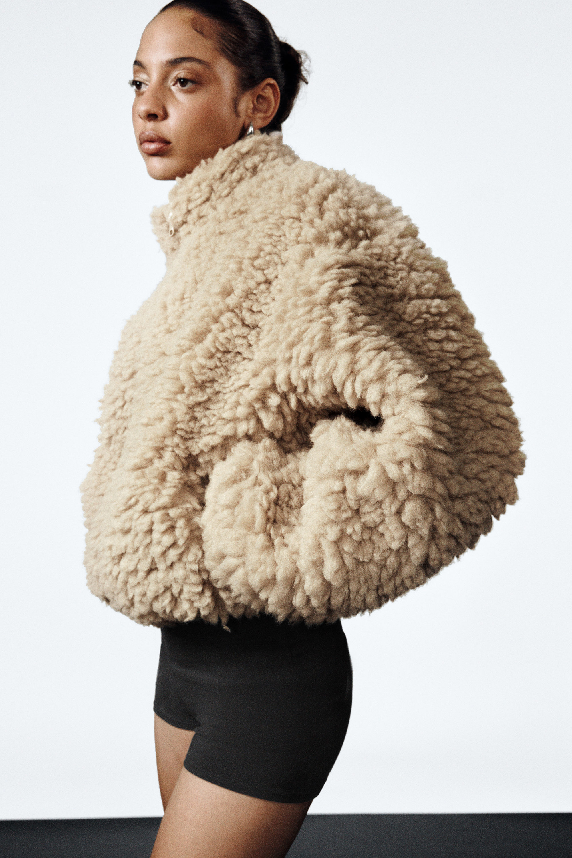 OVERSIZED FLUFFY ZIP JACKET - XNAUWBI