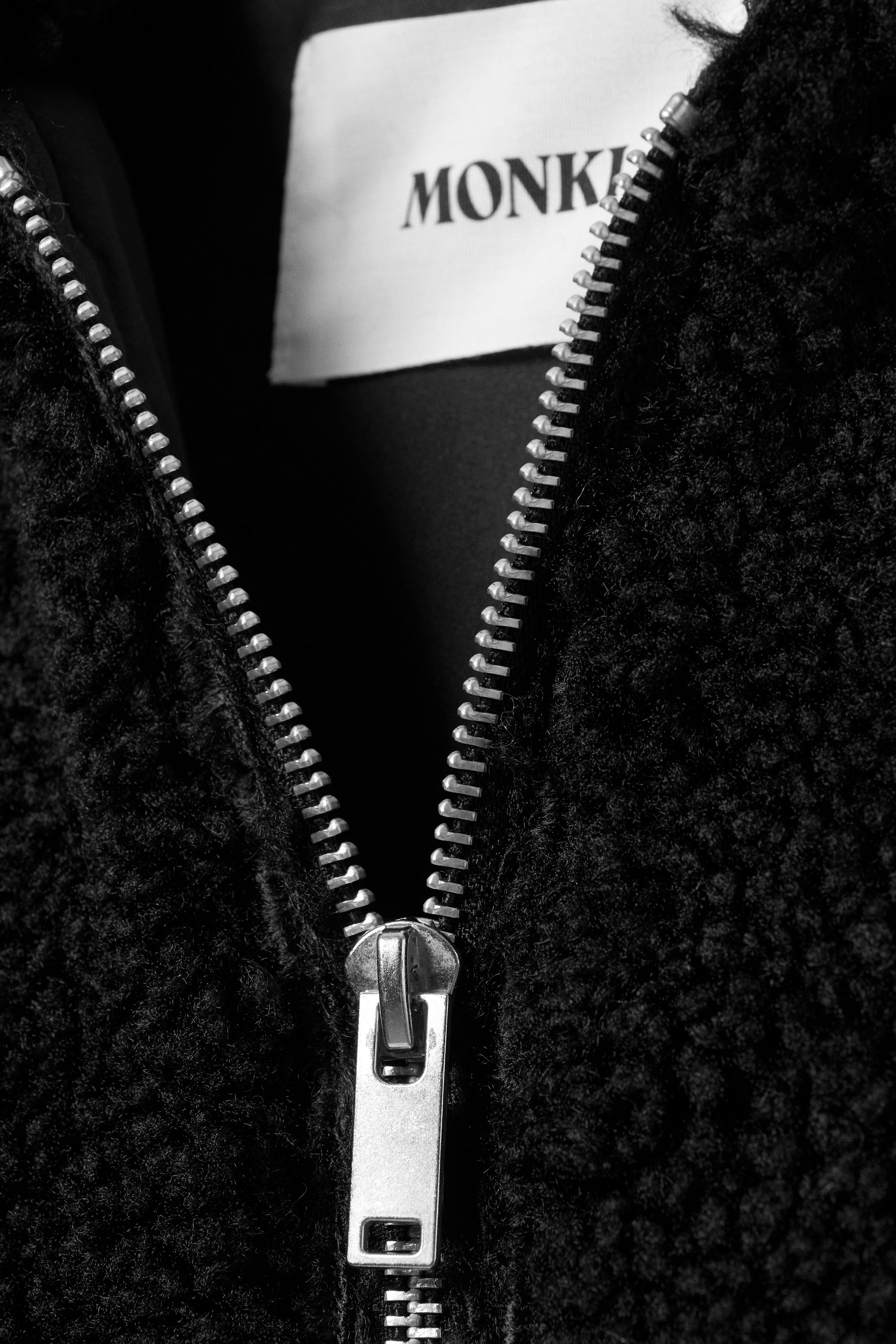 KNITTED HOODIE - XNAUWBI