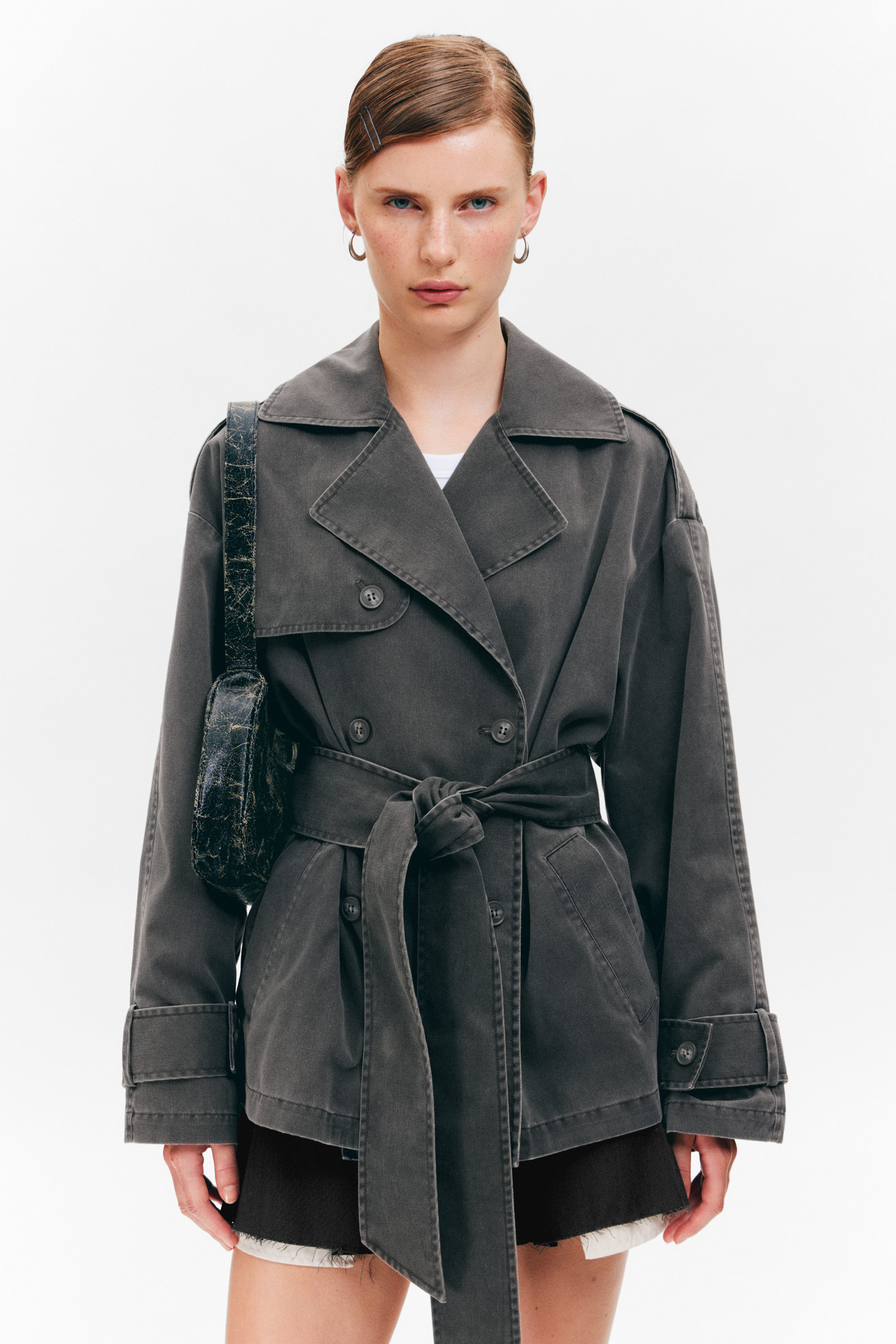 SHORT DOUBLE-BREASTED WASHED TRENCH COAT - XNAUWBI