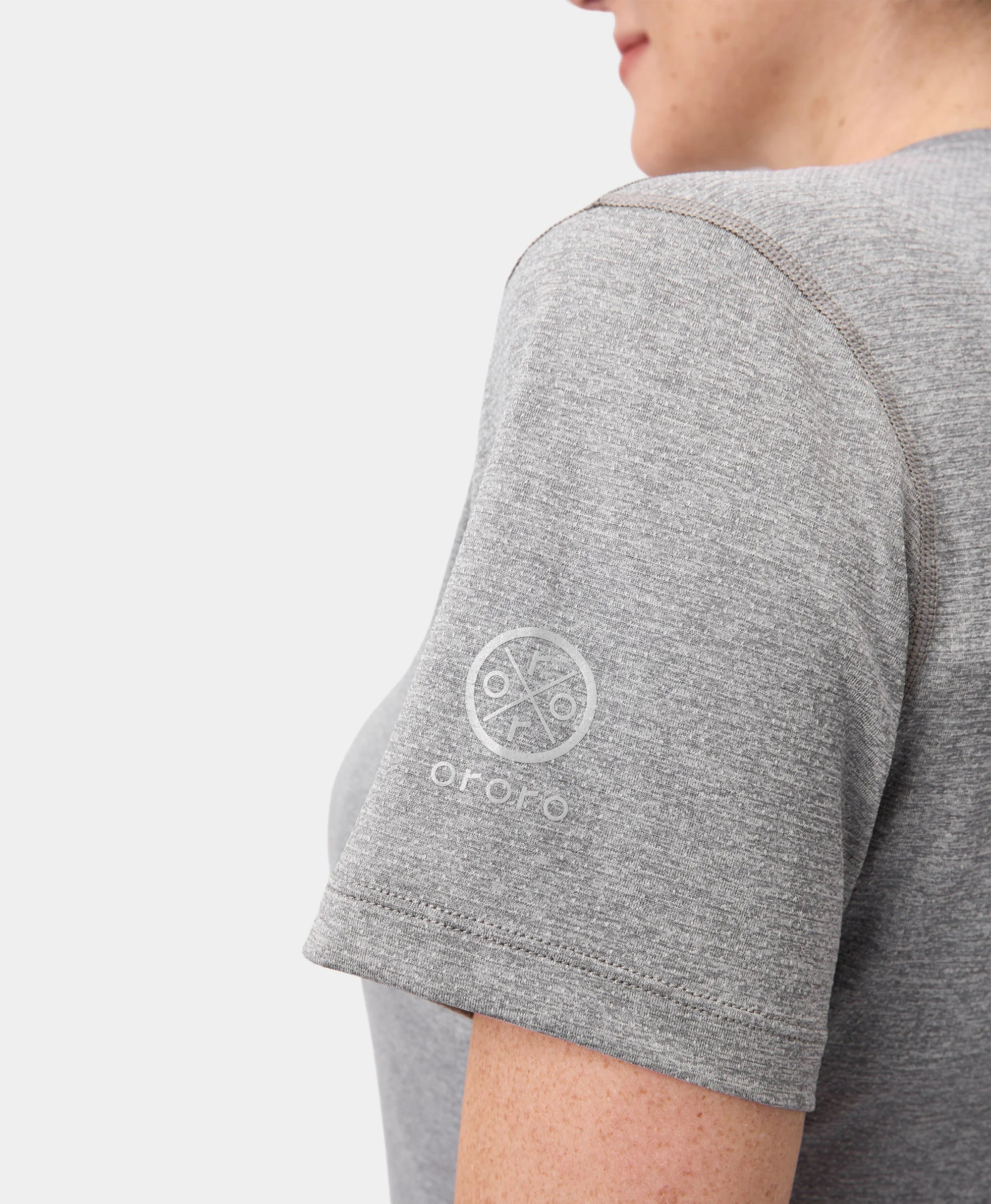 Women's TechTrail V-Neck Performance T-Shirt (Final Sale) - XNAUWBI