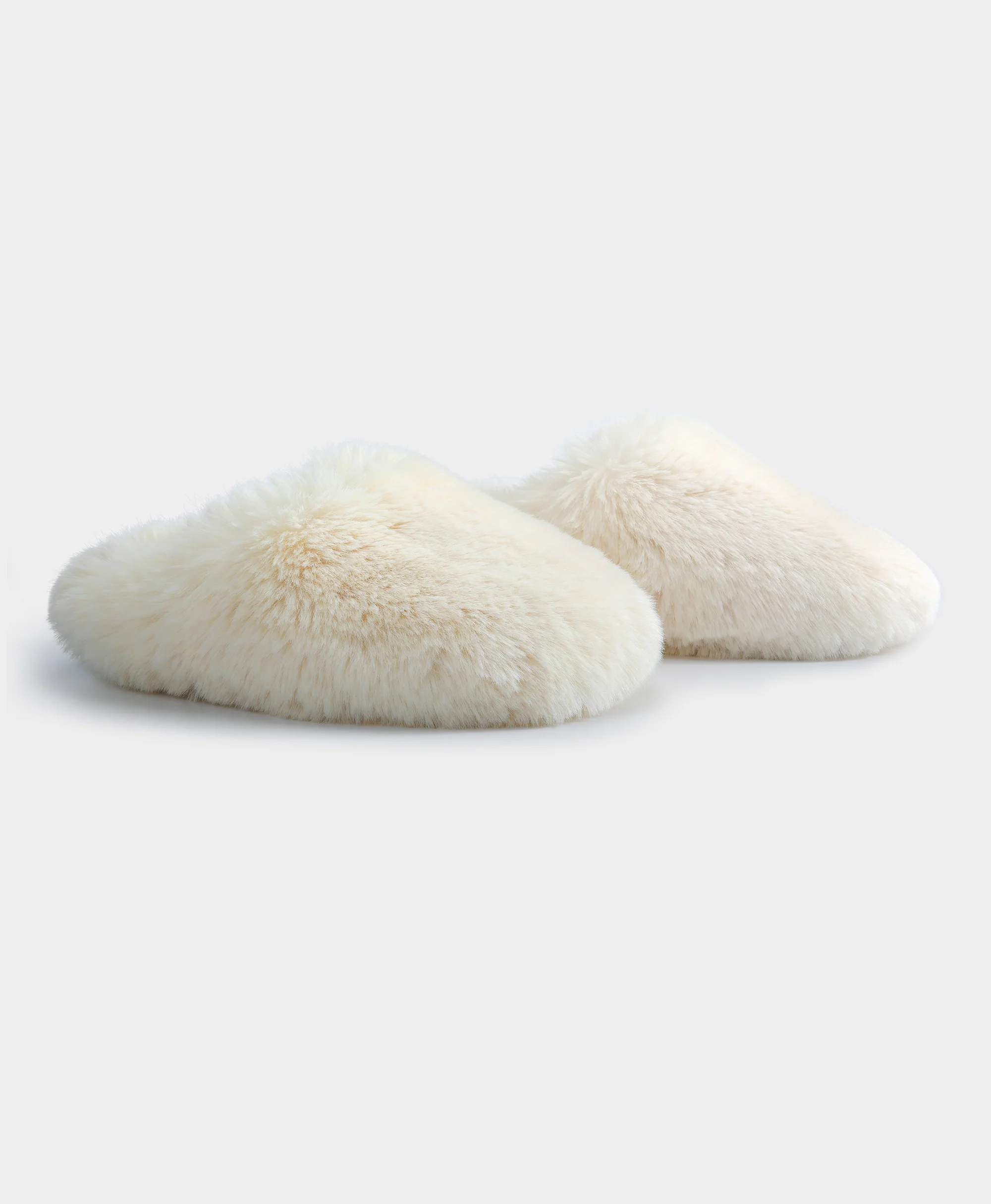 Bunnies Unisex Plushy Slip On - XNAUWBI