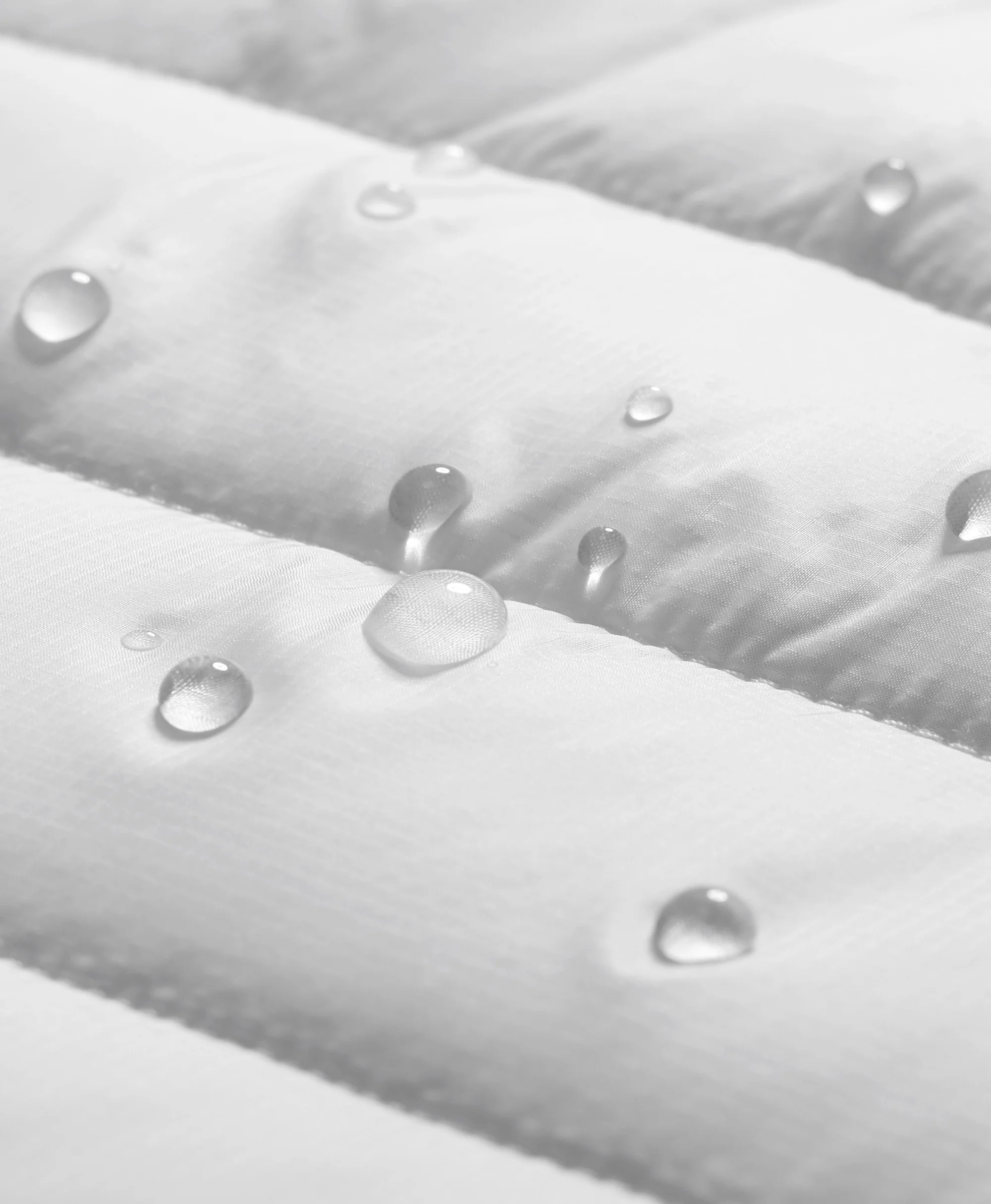 SureWarm® Women's 7-Zone Dual-Control Classic Pro Heated Vest - XNAUWBI