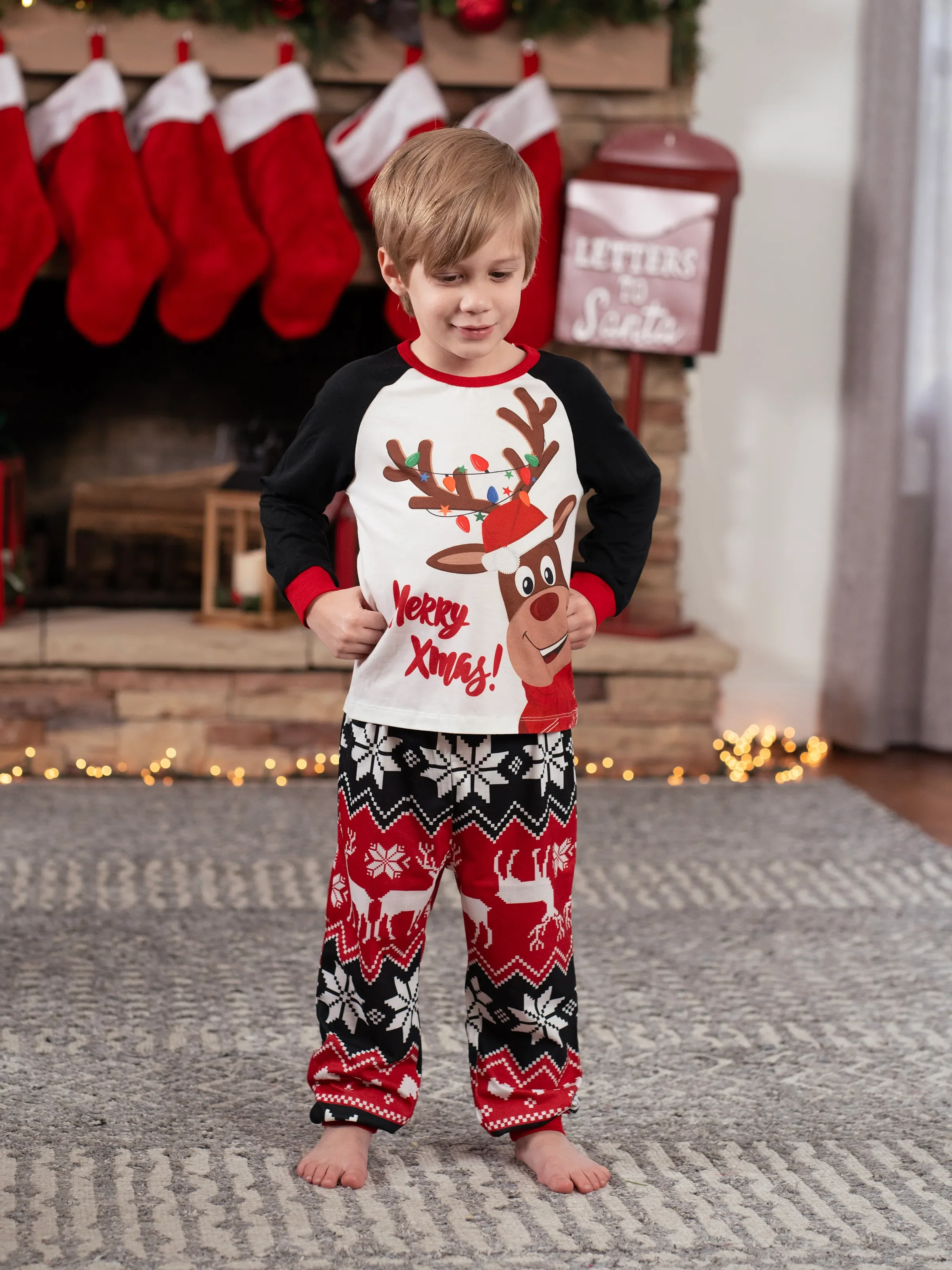 Christmas Reindeer Print Family Matching Pajamas Sets with Christmas Socks Black - XNAUWBI