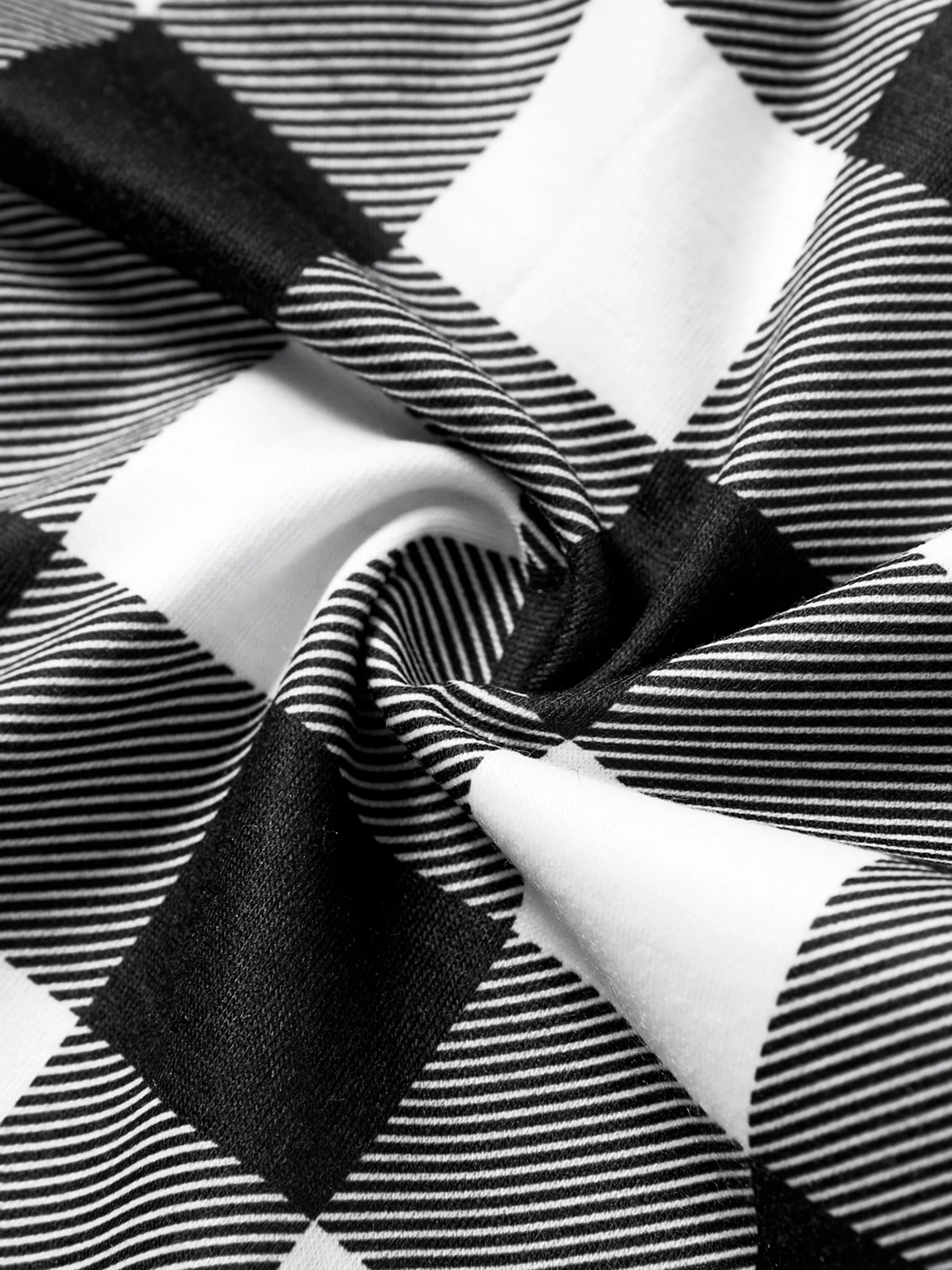 Christmas Family Matching Glow In The Dark Letters Print Long-sleeve Pajamas Sets with Christmas Socks Black+White - XNAUWBI