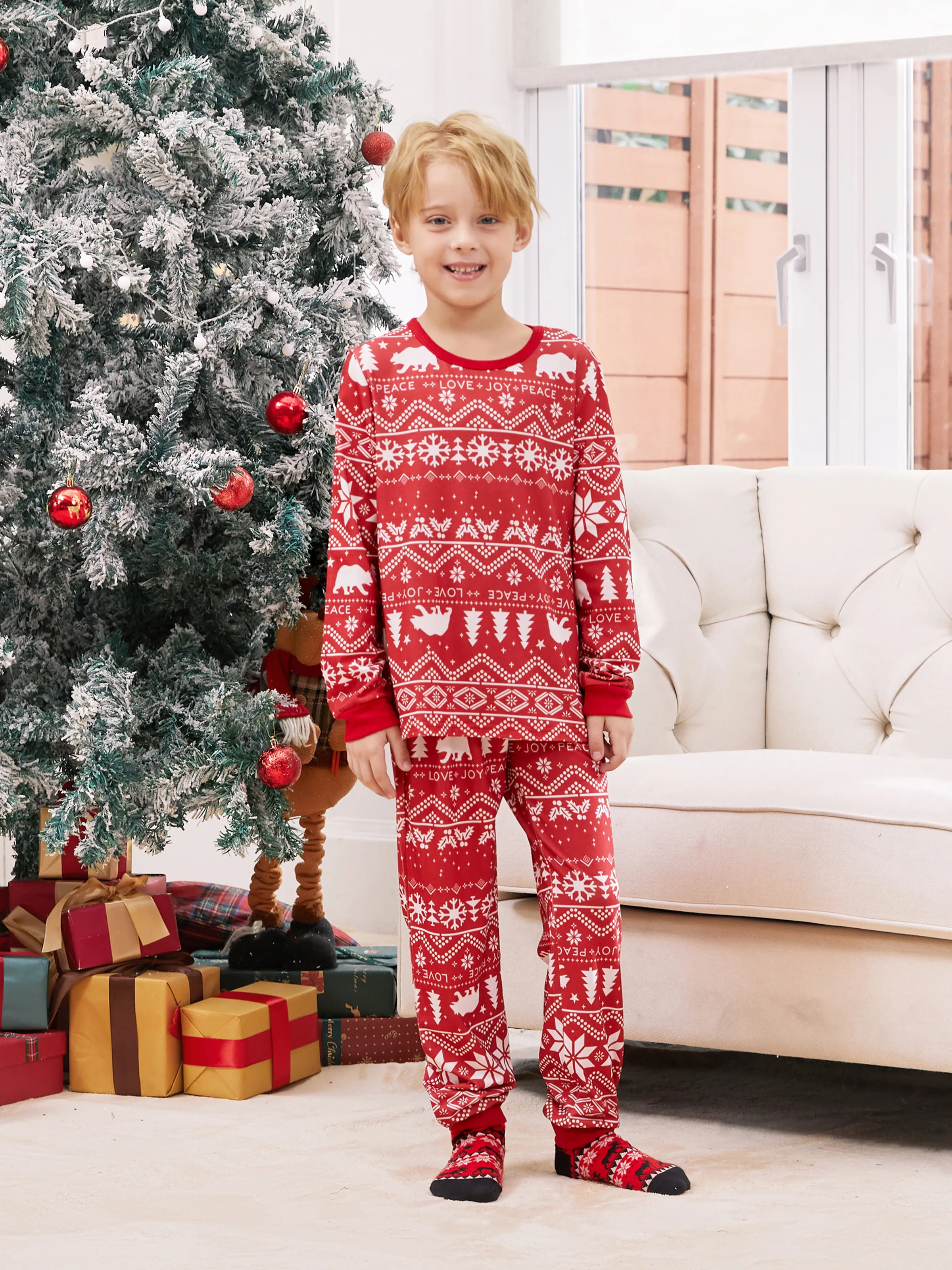 Traditional Christmas Print Family Matching Pajamas Sets with Christmas Socks Red - XNAUWBI
