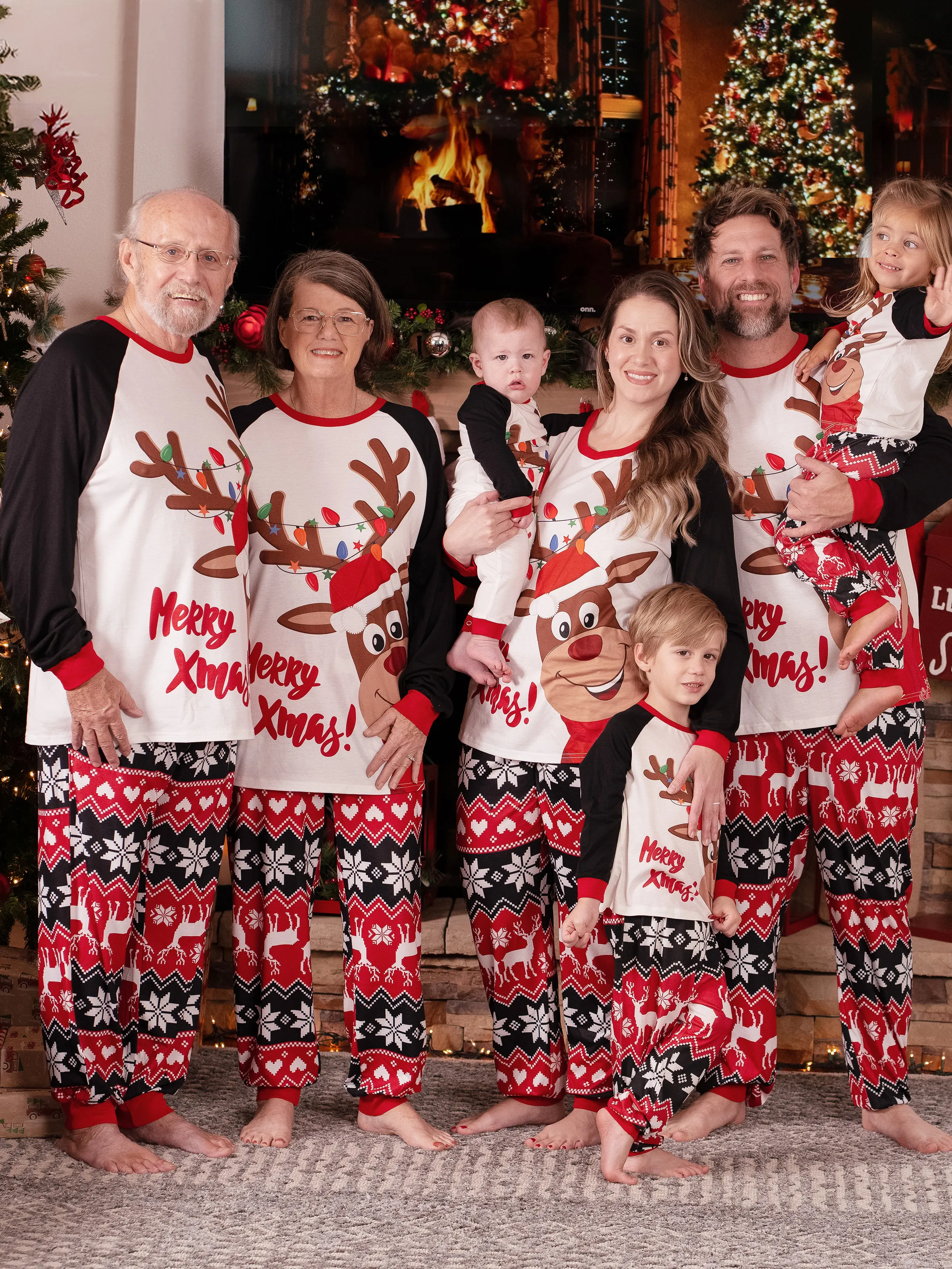 Christmas Reindeer Print Family Matching Pajamas Sets with Christmas Socks Black - XNAUWBI