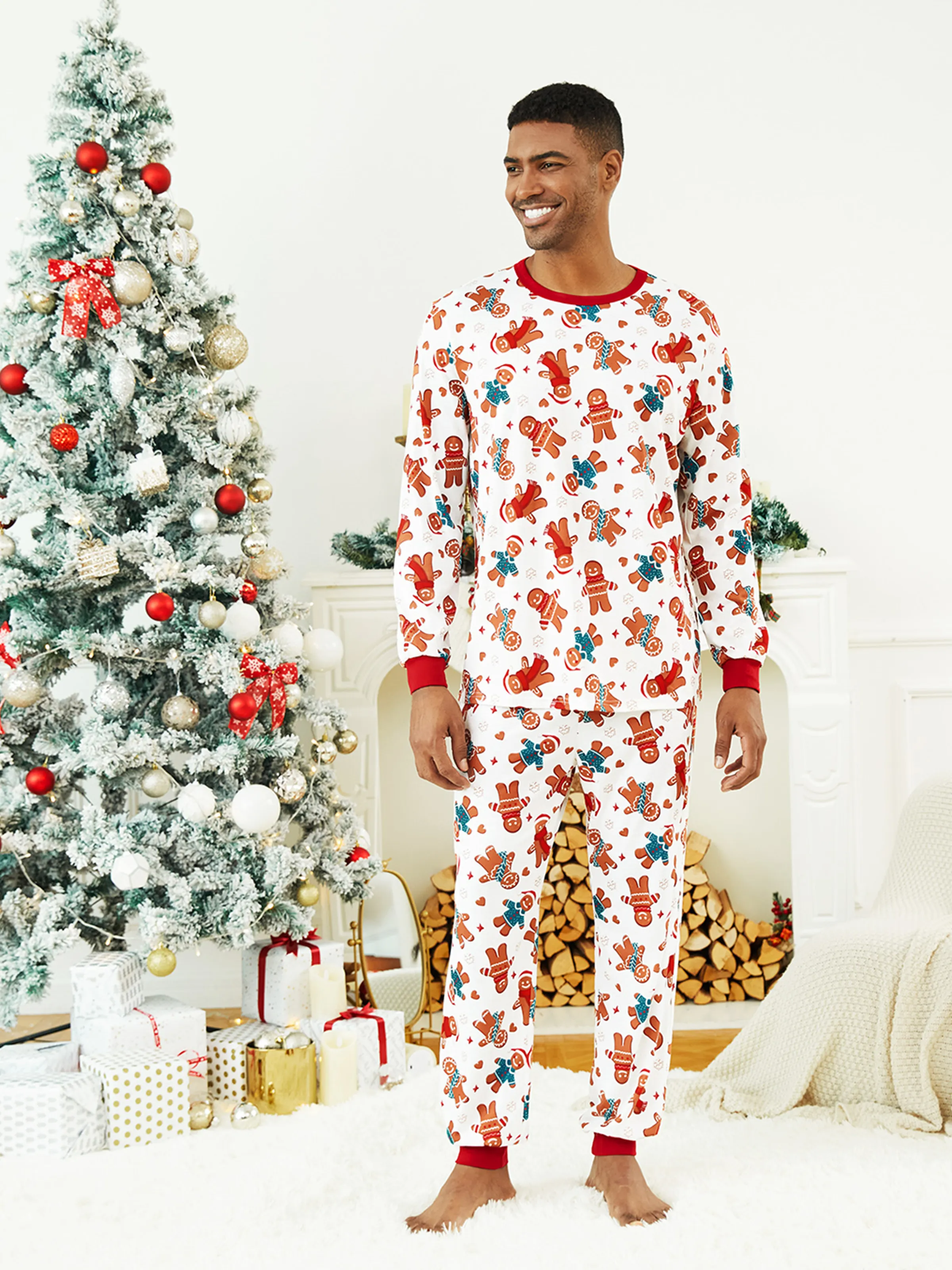 Christmas Family Matching Cartoon Gingerbread Man Allover Print Pajamas Sets with Christmas Socks White - XNAUWBI