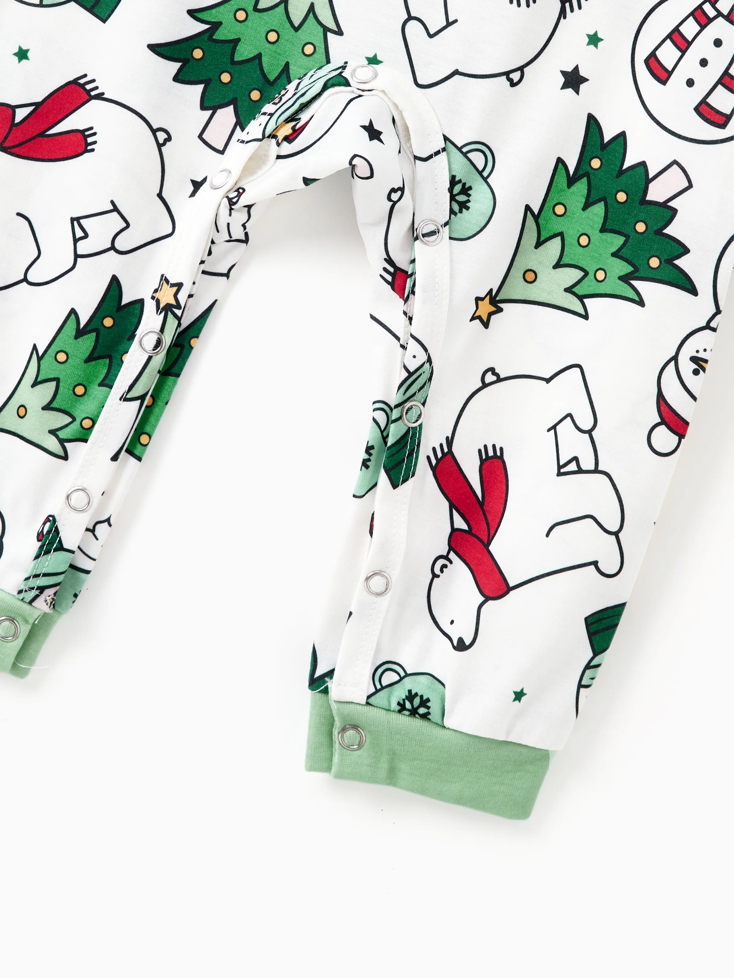 Christmas Family Matching Long Sleeves Very Merry Green Tops Allover Pattern Pants Pajamas Sets with Christmas Socks MediumSpringGreen - XNAUWBI