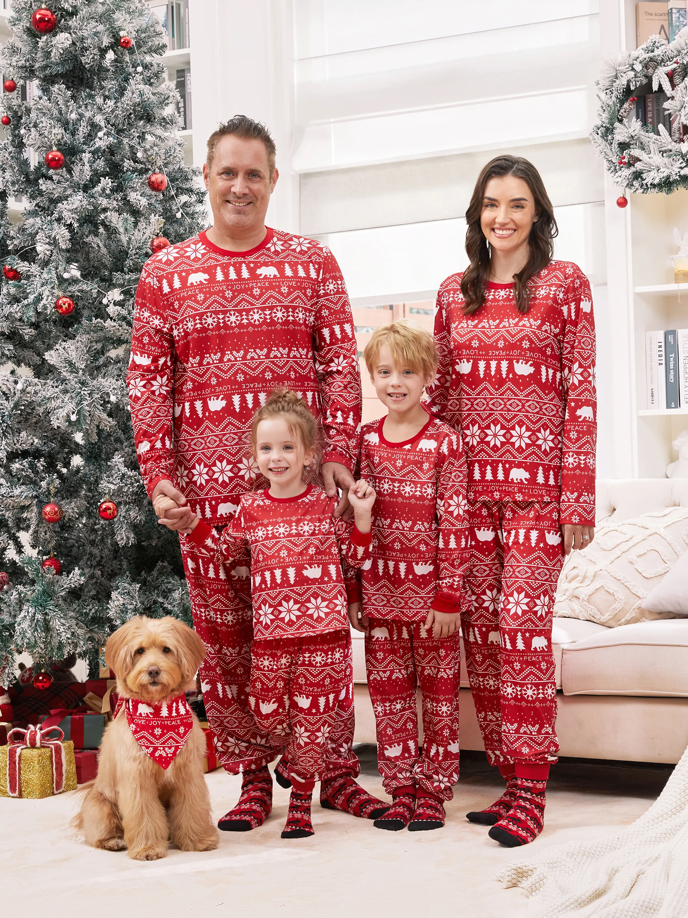 Traditional Christmas Print Family Matching Pajamas Sets with Christmas Socks Red - XNAUWBI