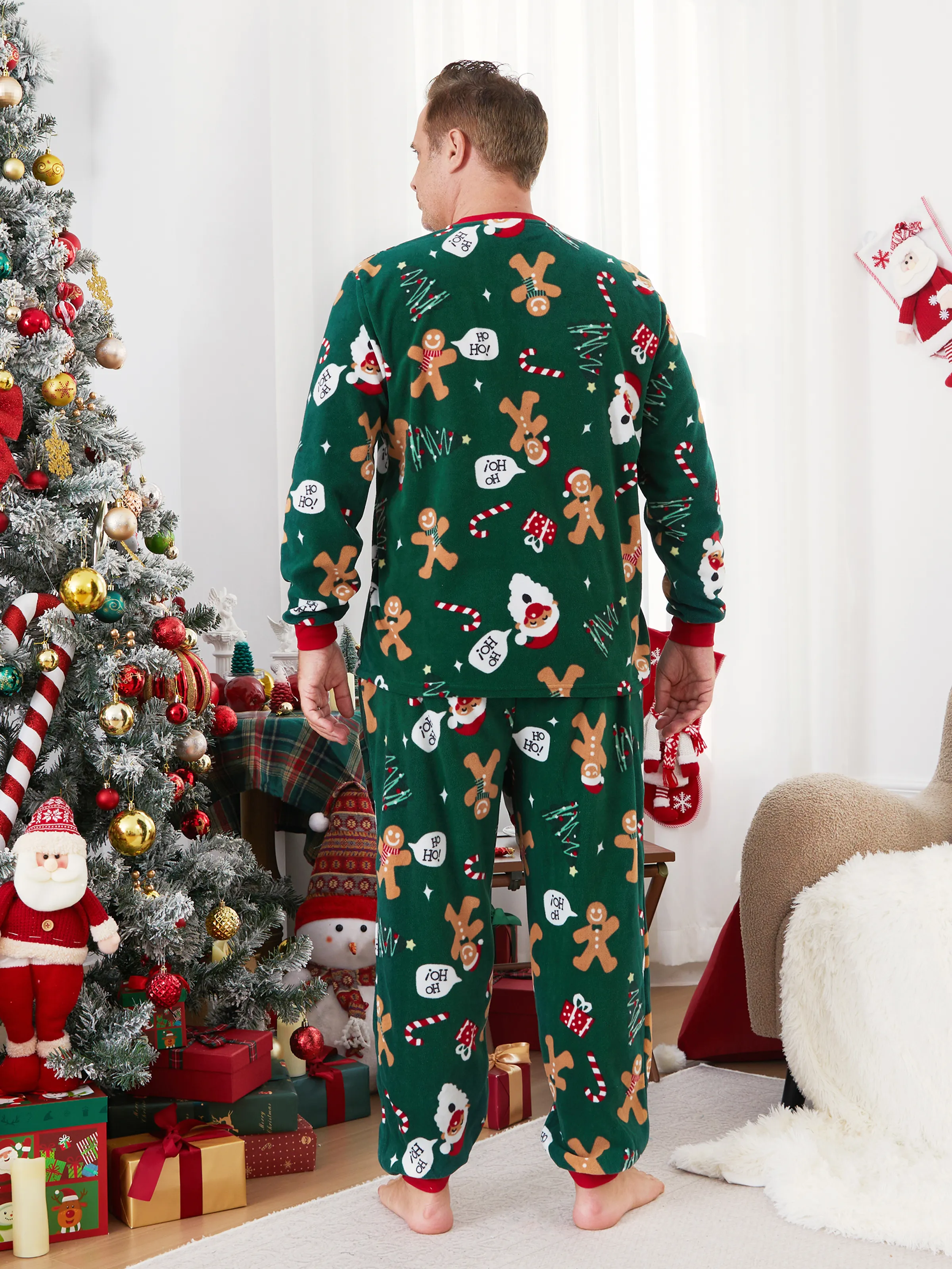 Christmas Pajamas Family Matching Fleece Gingerbread Man Long Sleeves Pajamas Sets with Christmas Socks Dark Green - XNAUWBI