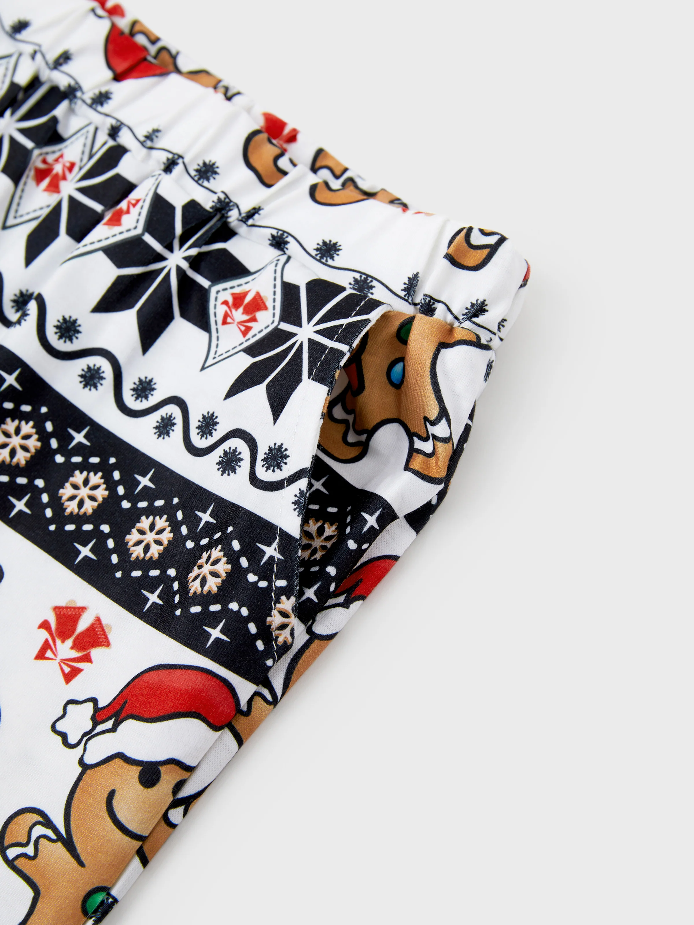 Christmas Family Matching Raglan Sleeves Gingerbread Man Pajamas Sets with Drawstring and Pockets with Christmas Socks red/black - XNAUWBI