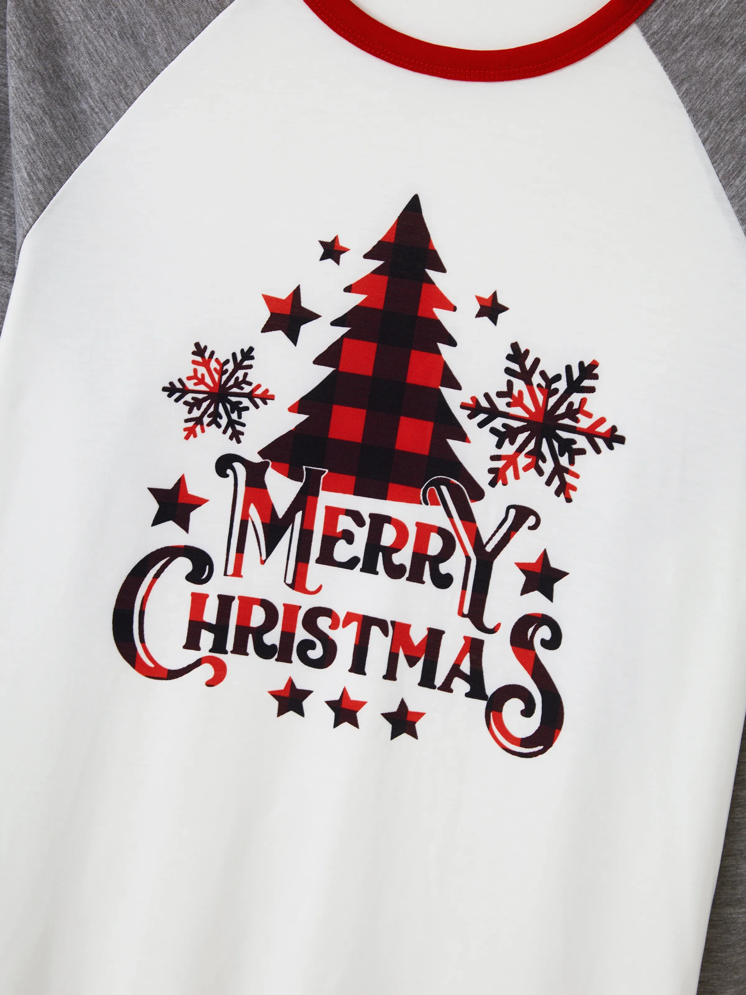 Christmas Tree Snowflake and Letters Print Grey Family Matching Long-sleeve Pajamas Sets with Christmas Socks Grey - XNAUWBI