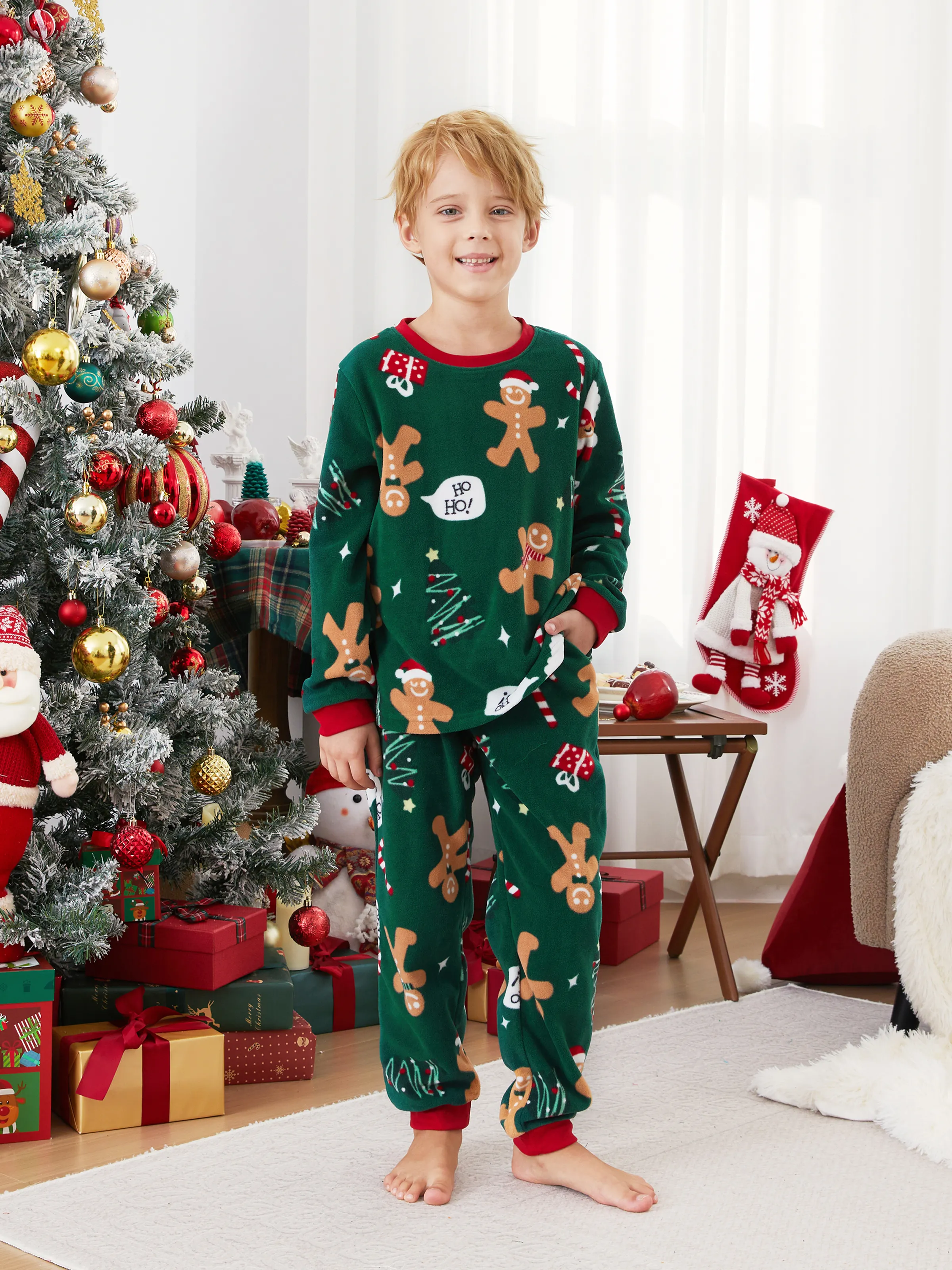 Christmas Pajamas Family Matching Fleece Gingerbread Man Long Sleeves Pajamas Sets with Christmas Socks Dark Green - XNAUWBI