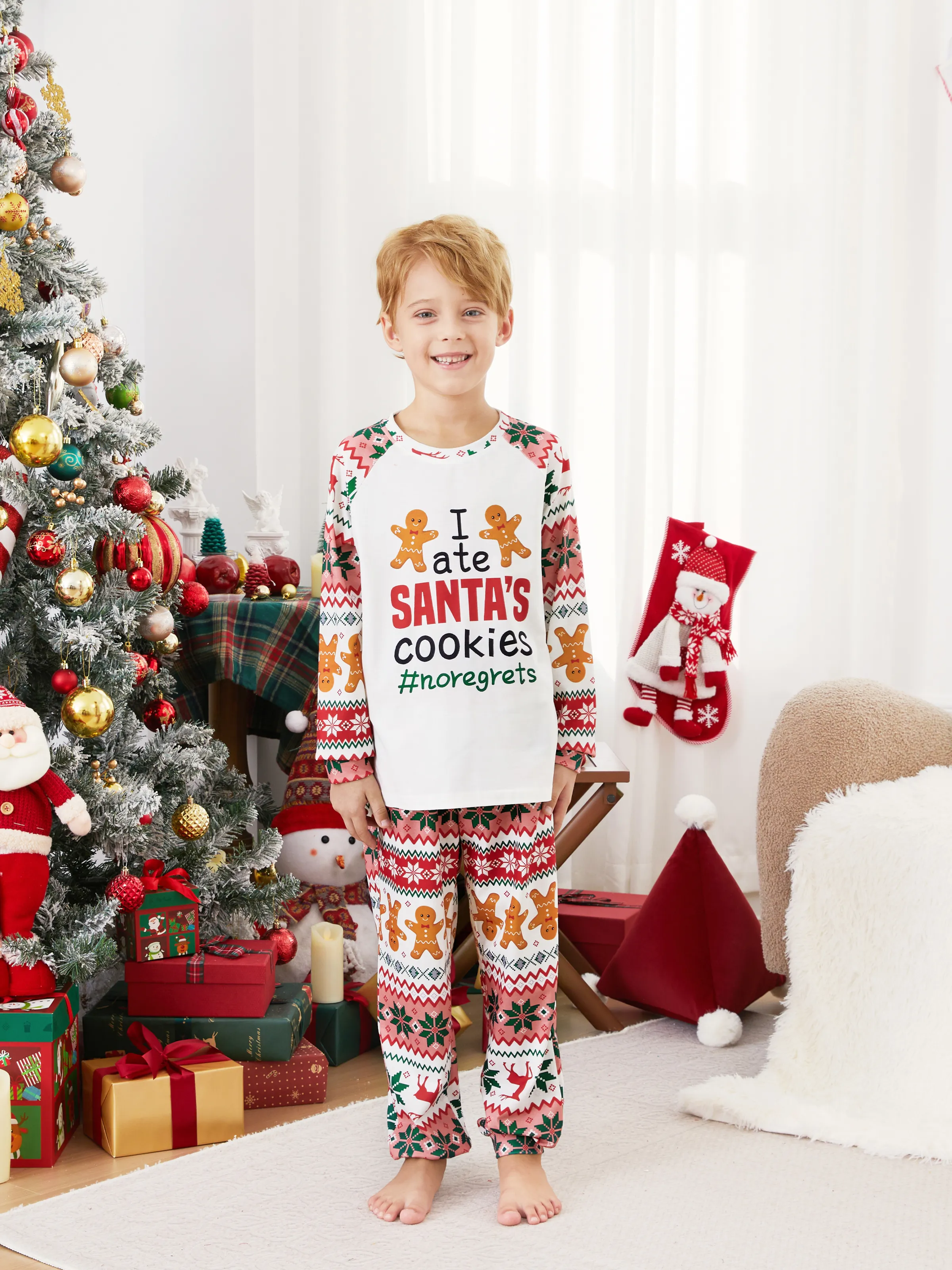 Christmas Pajamas Family Matching Santa's Cookies Gingerbread Man Pattern Pajamas Sets with Christmas Socks MultiColour - XNAUWBI