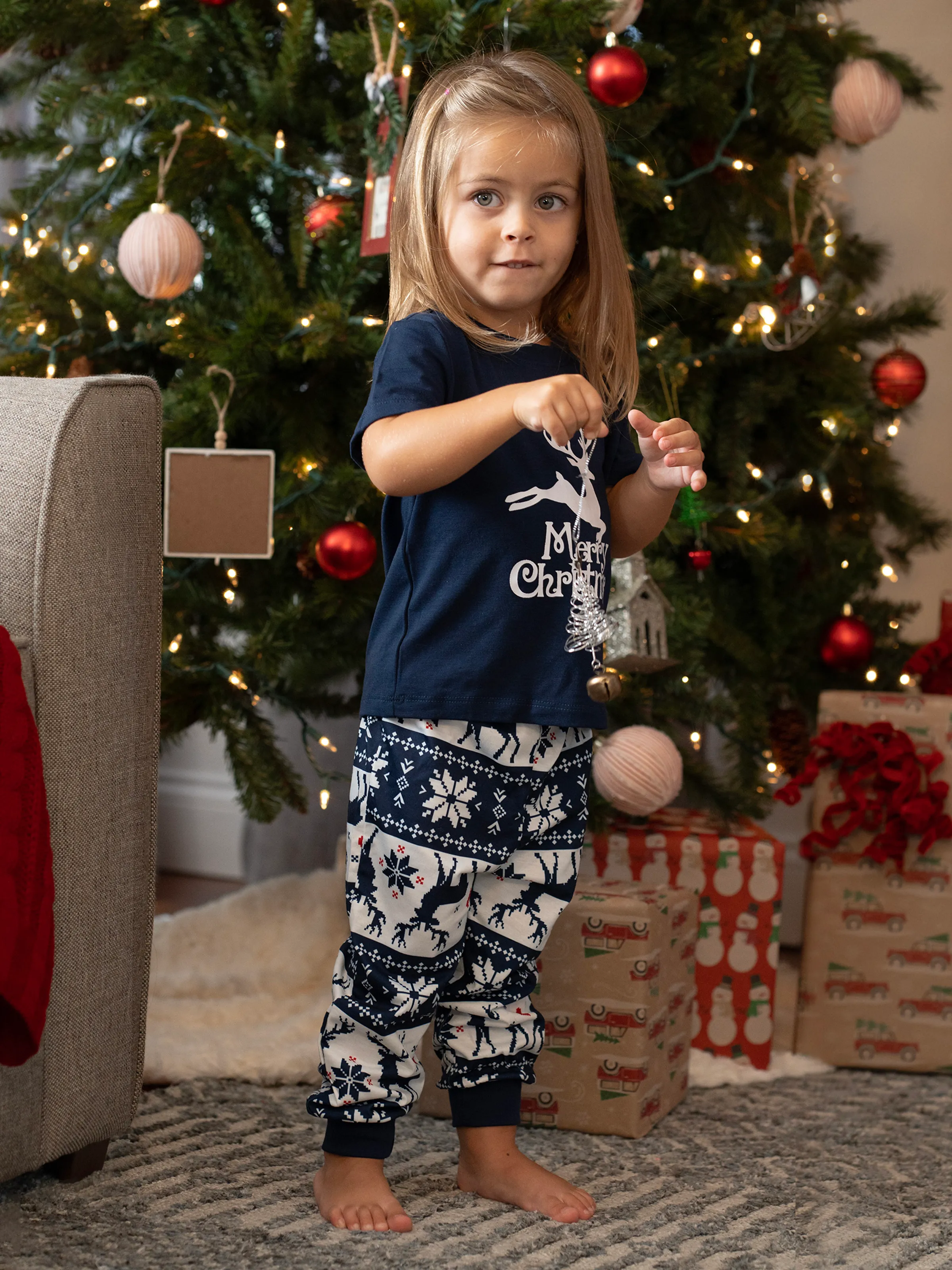 Christmas Reindeer Print Glow in the Dark Family Matching Pajamas Sets with Christmas Socks Deep Blue - XNAUWBI