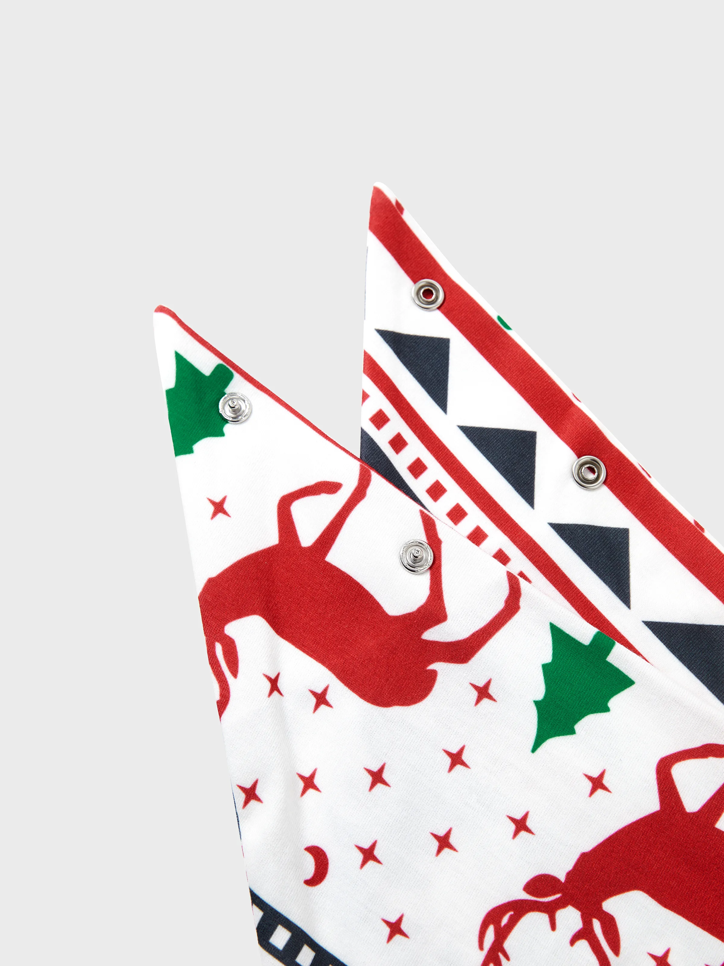 Family Christmas Pajamas All Over Reindeer Print Long-sleeve with Christmas Socks (SGS Certied Safety) Red+White - XNAUWBI