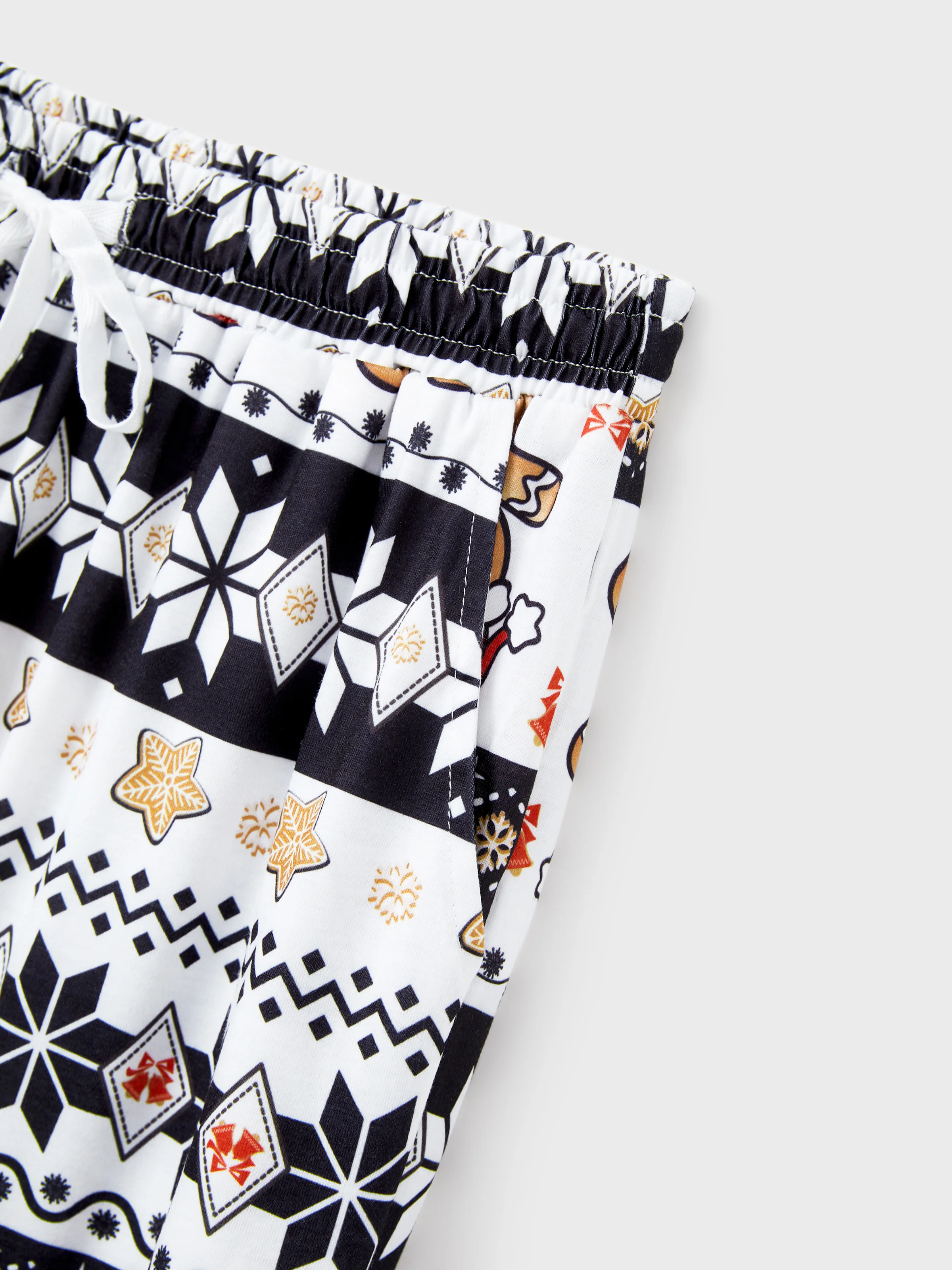 Christmas Family Matching Raglan Sleeves Gingerbread Man Pajamas Sets with Drawstring and Pockets with Christmas Socks red/black - XNAUWBI