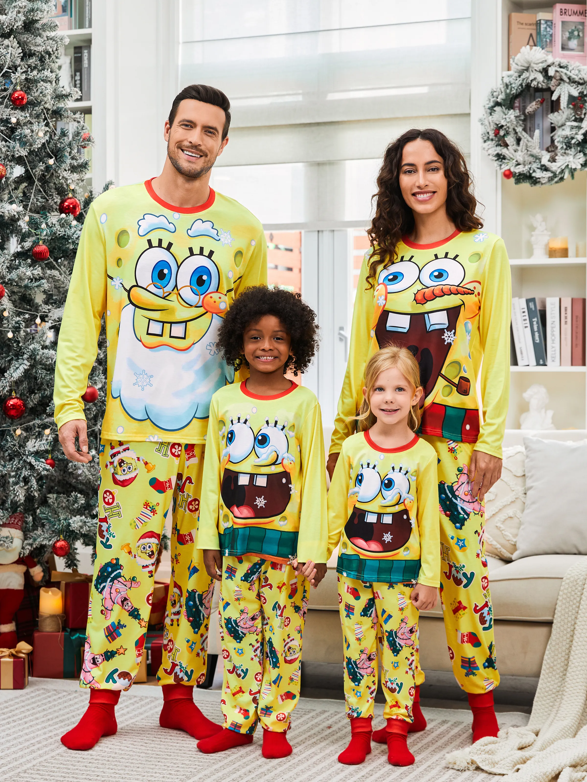 SpongeBob SquarePants Christmas Family matching Print Pajamas Sets with Christmas Socks - XNAUWBI