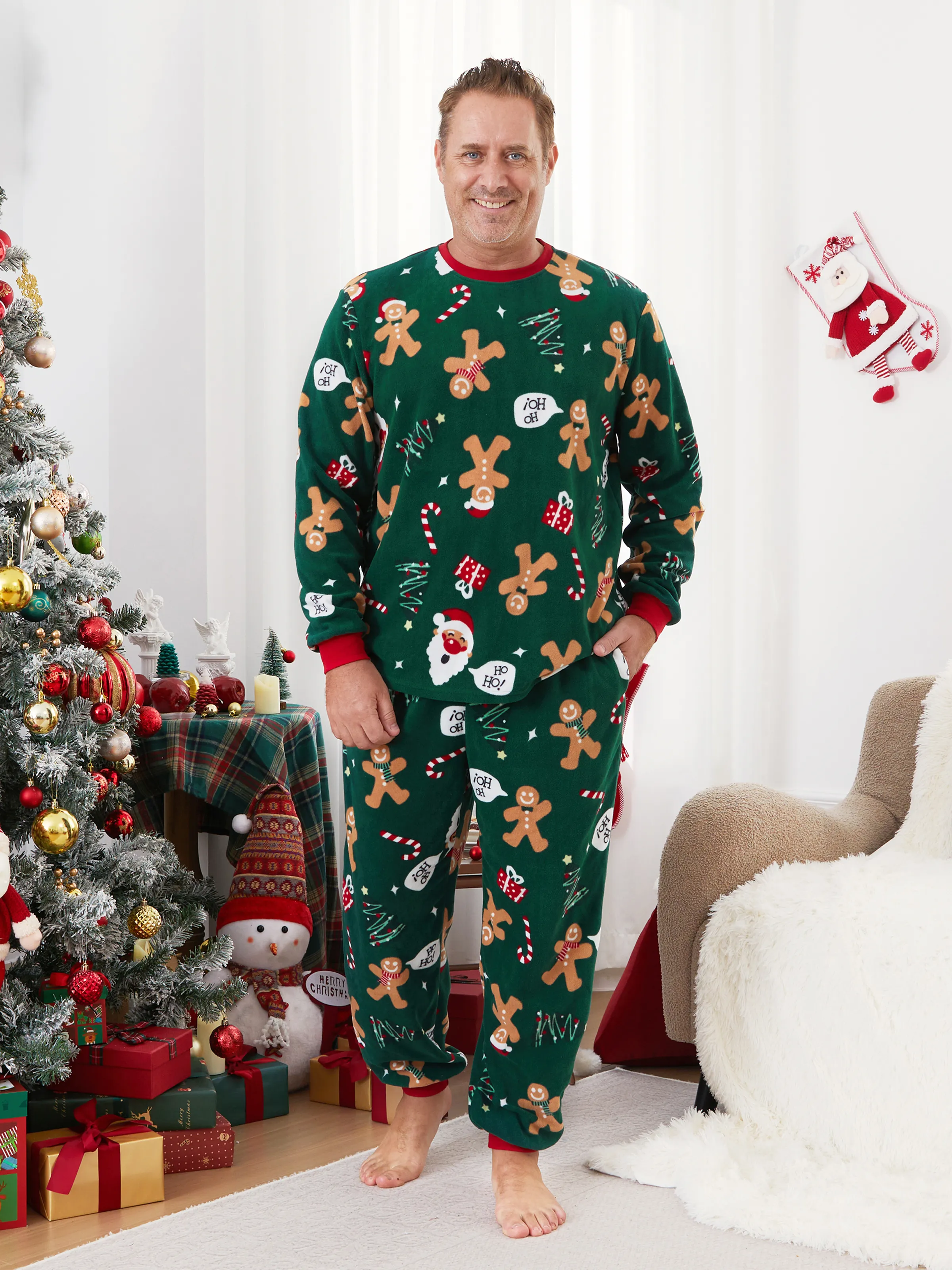 Christmas Pajamas Family Matching Fleece Gingerbread Man Long Sleeves Pajamas Sets with Christmas Socks Dark Green - XNAUWBI