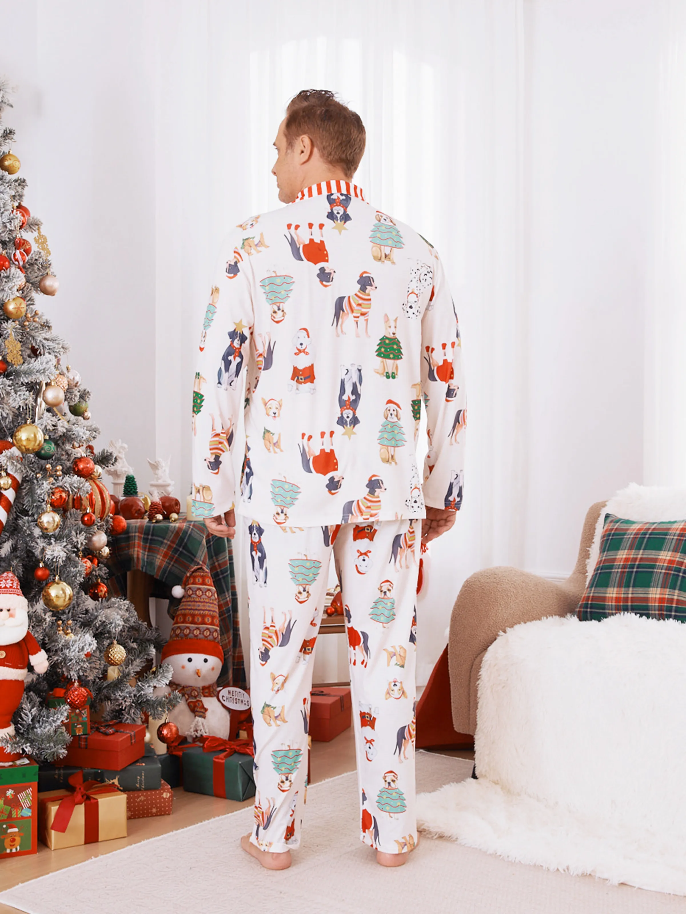Christmas Pajamas Family Matching Cute Xmas Dog Collared Pajamas Sets with Christmas Socks LightApricot - XNAUWBI