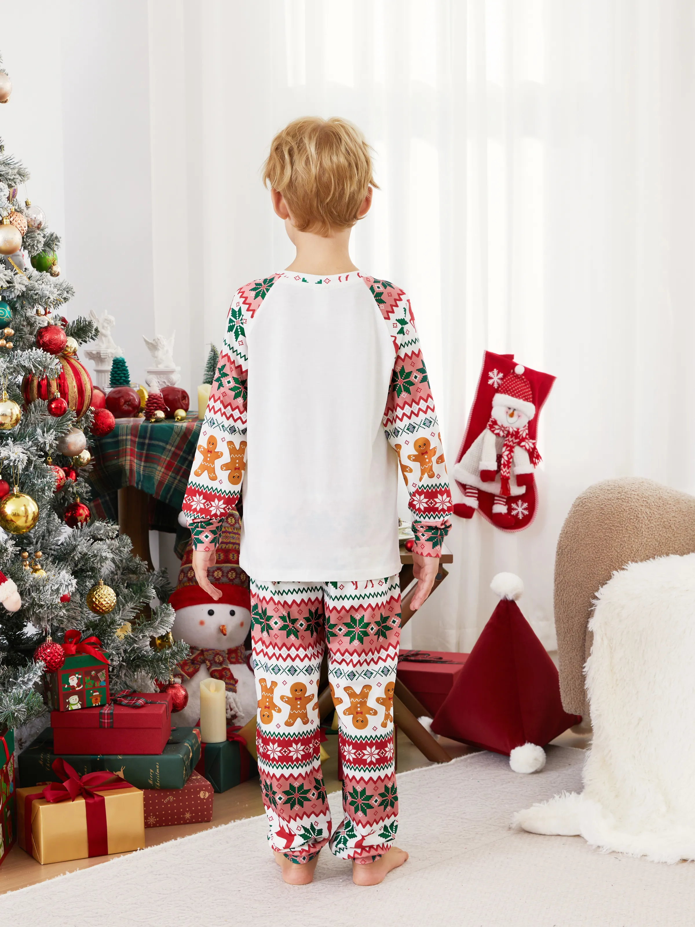 Christmas Pajamas Family Matching Santa's Cookies Gingerbread Man Pattern Pajamas Sets with Christmas Socks MultiColour - XNAUWBI