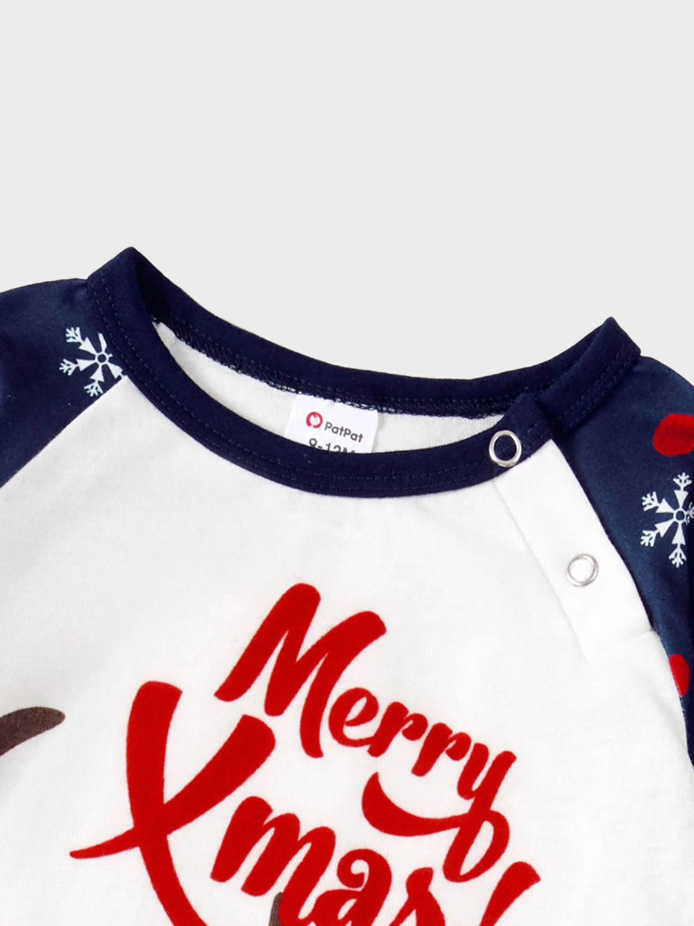 Christmas Family Pajamas Reindeer Pattern Big Graphic Raglan Sleeves Pajamas Sets with Christmas Socks Dark blue/White/Red - XNAUWBI