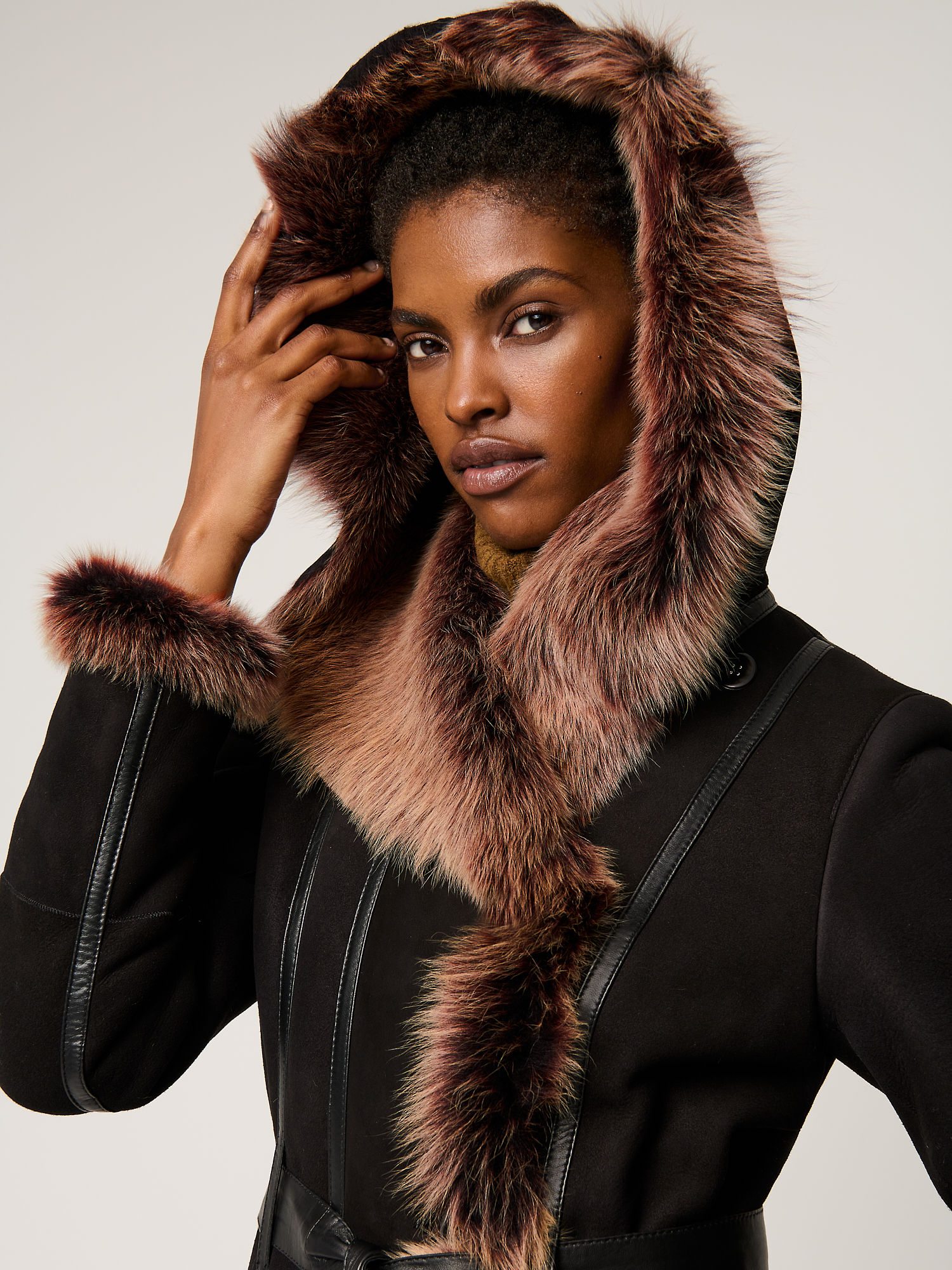 Tatiana Hooded Sheepskin Coat - XNAUWBI