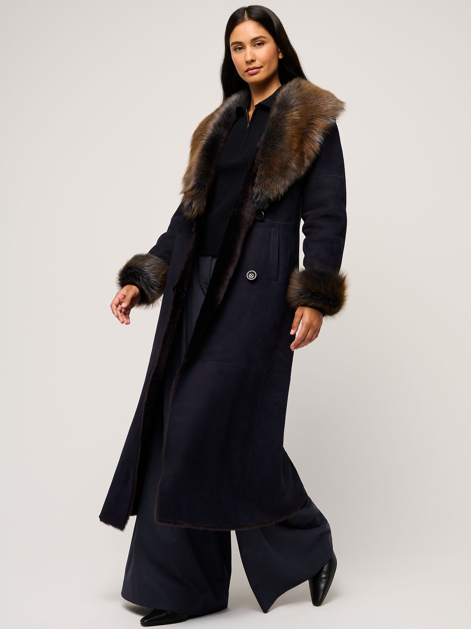 Vivian Sheepskin Coat - XNAUWBI