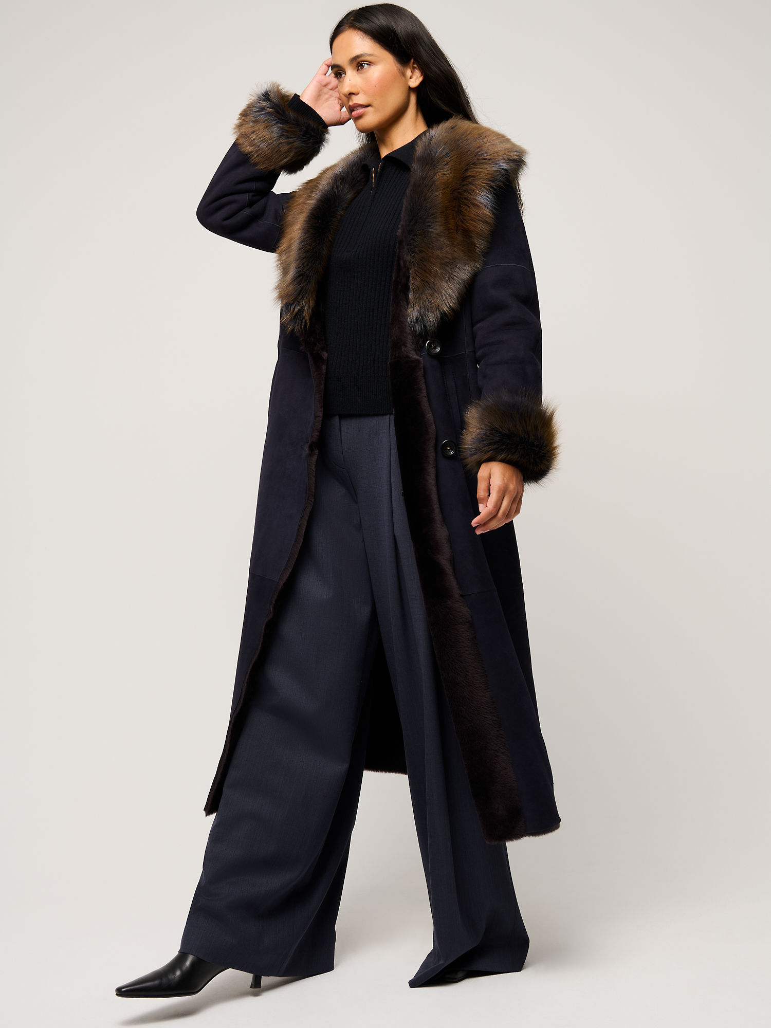 Vivian Sheepskin Coat - XNAUWBI