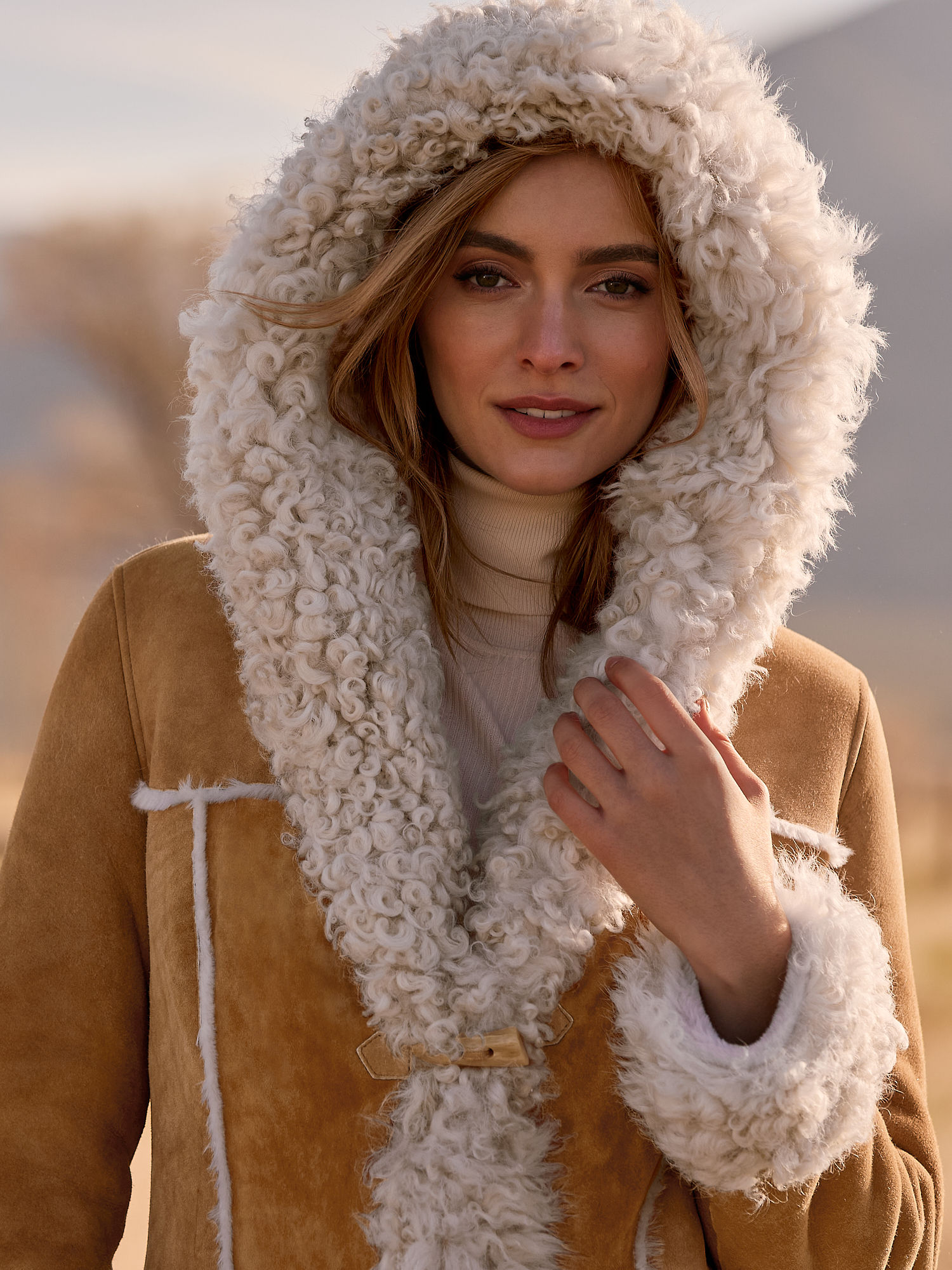 Alaskan Hooded Curly Sheepskin Coat - XNAUWBI
