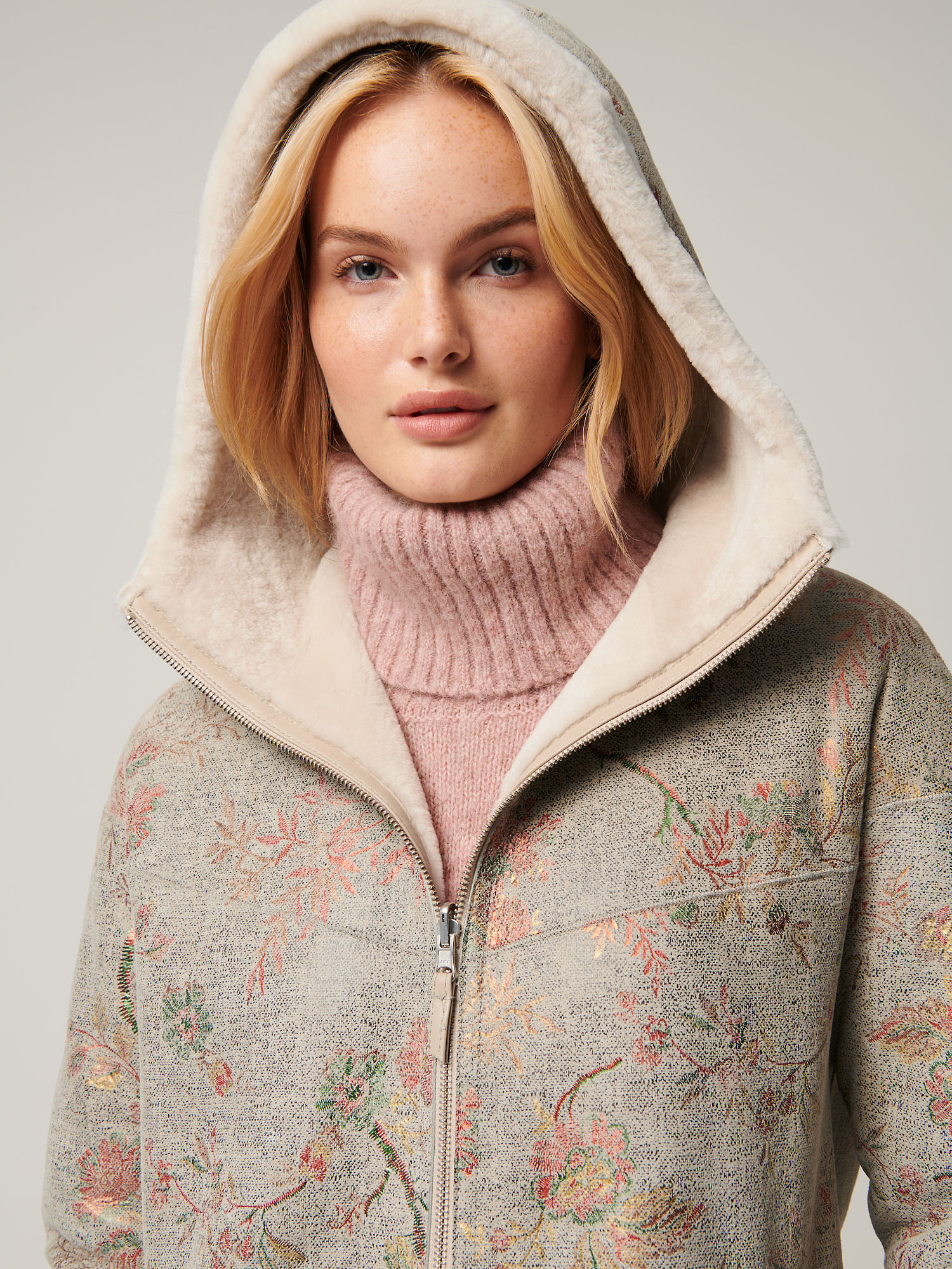 Breanne Reversible Hooded Sheepskin Coat - XNAUWBI