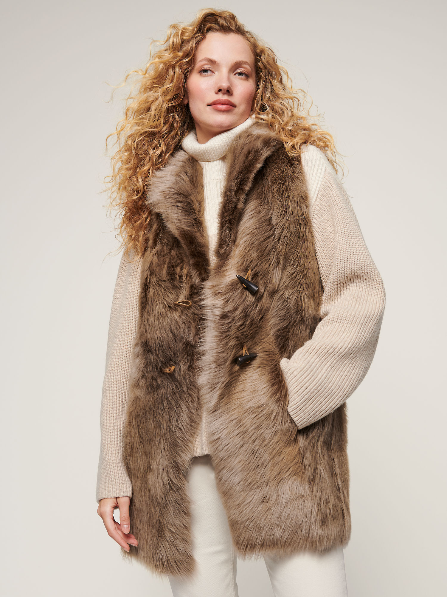 Inez Reversible Toscana Sheepskin Vest - XNAUWBI