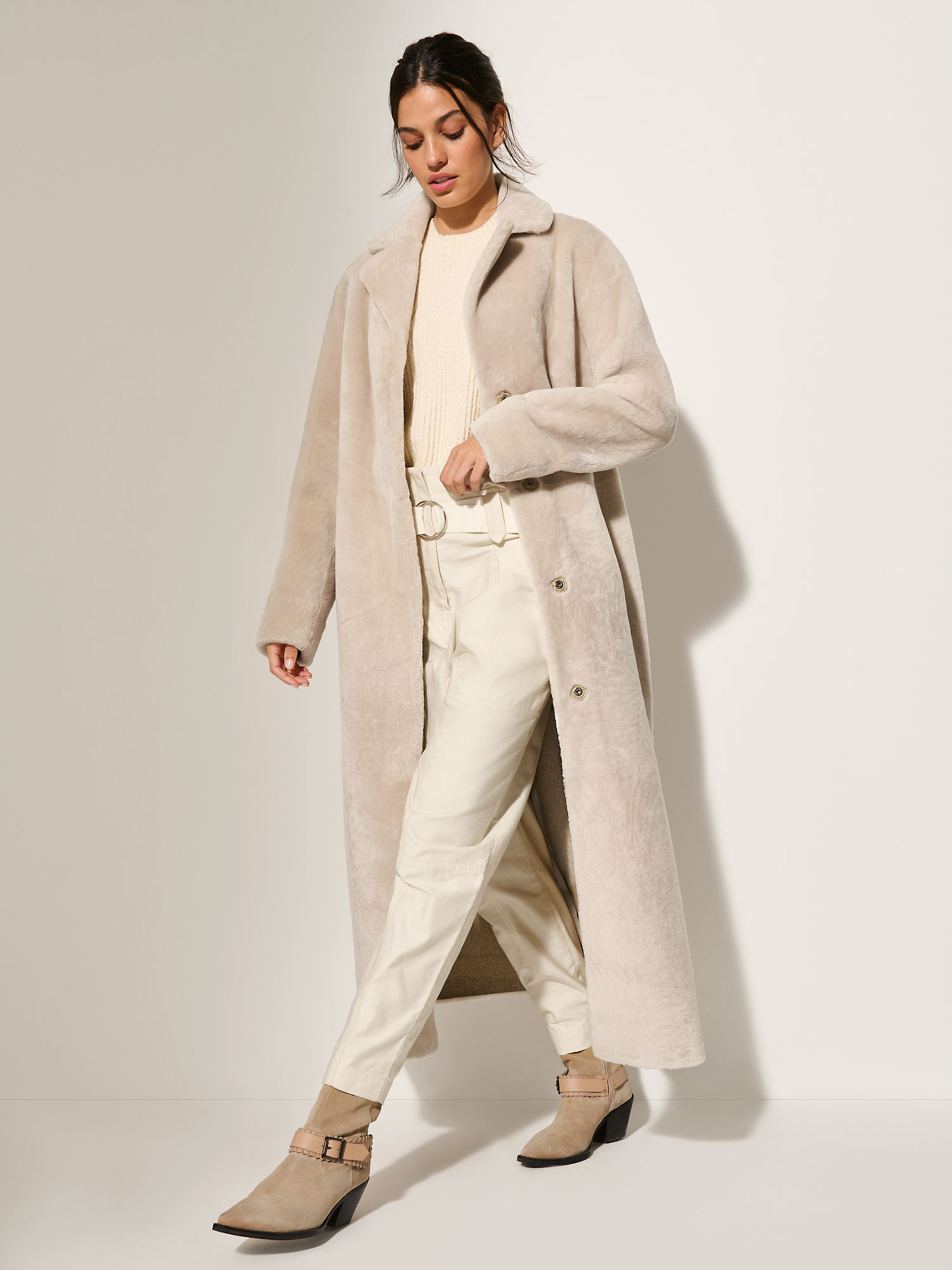 Yvette Sheepskin Coat - XNAUWBI