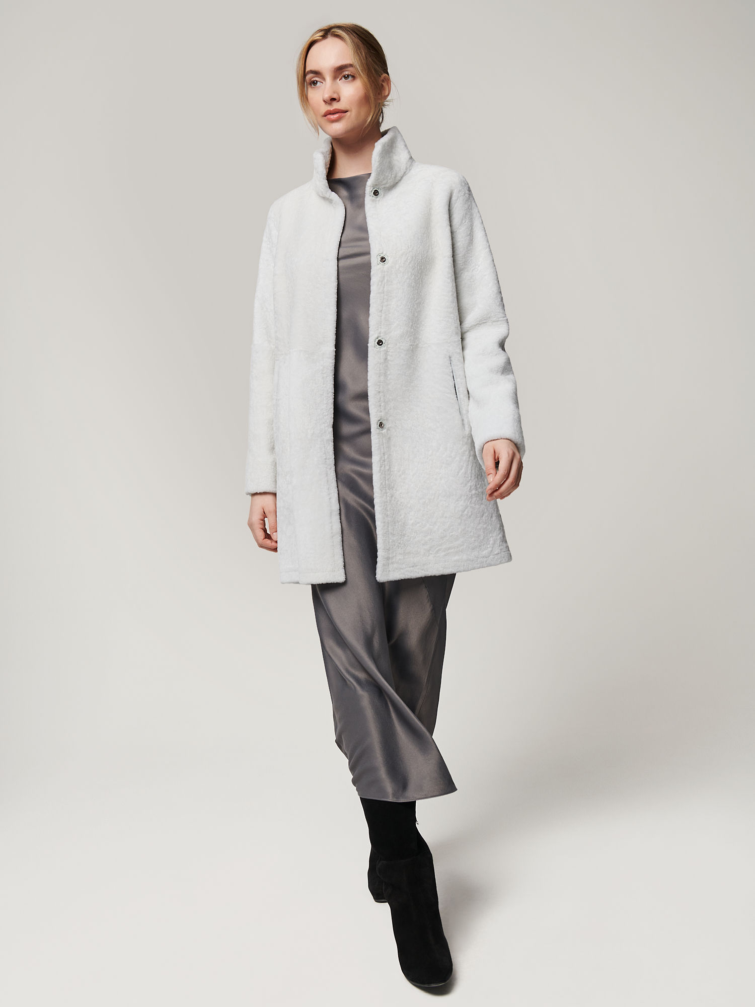 Diana Reversible White Sheepskin Coat - XNAUWBI
