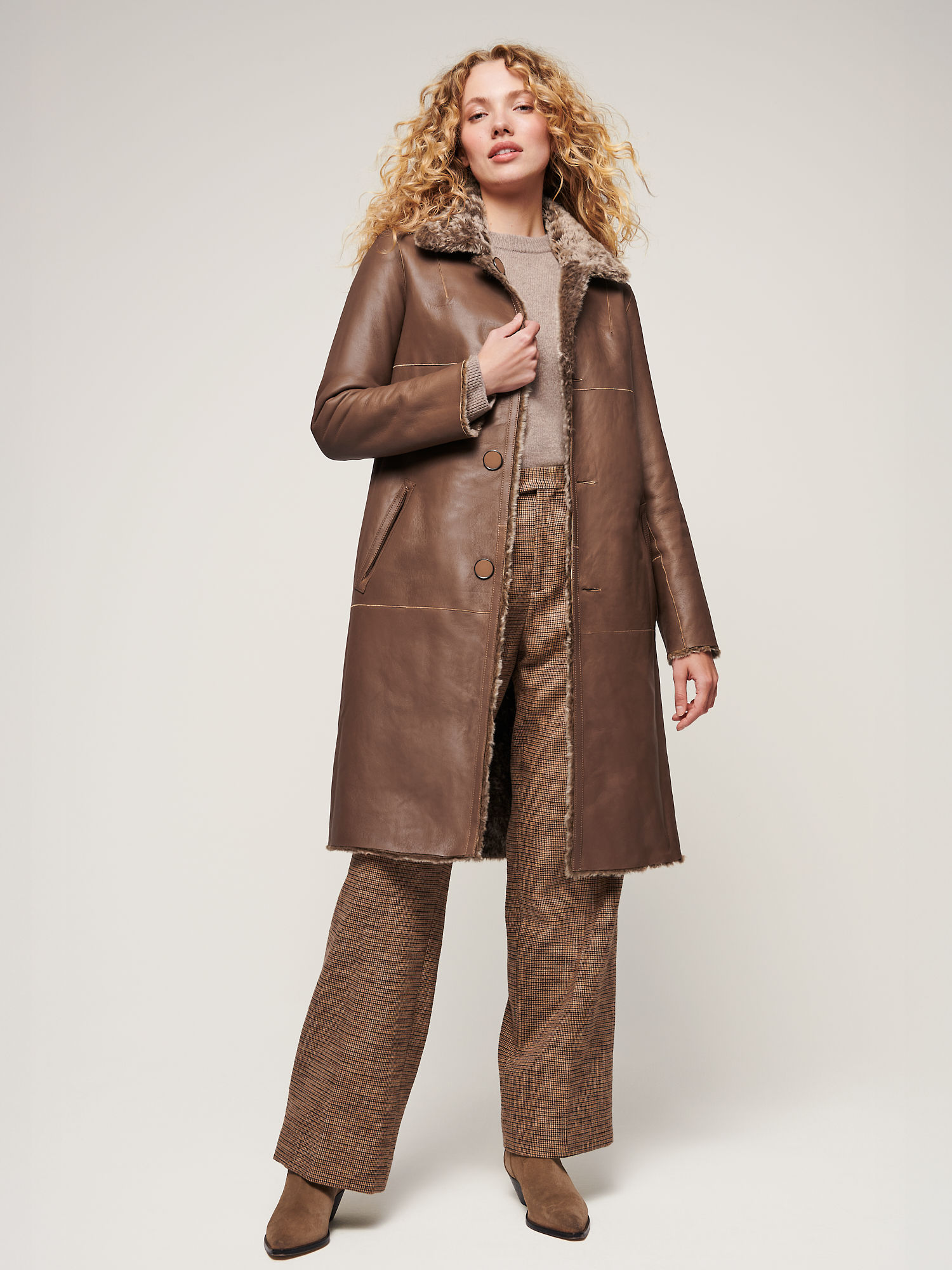 Selena Reversible Curly Sheepskin Coat - XNAUWBI