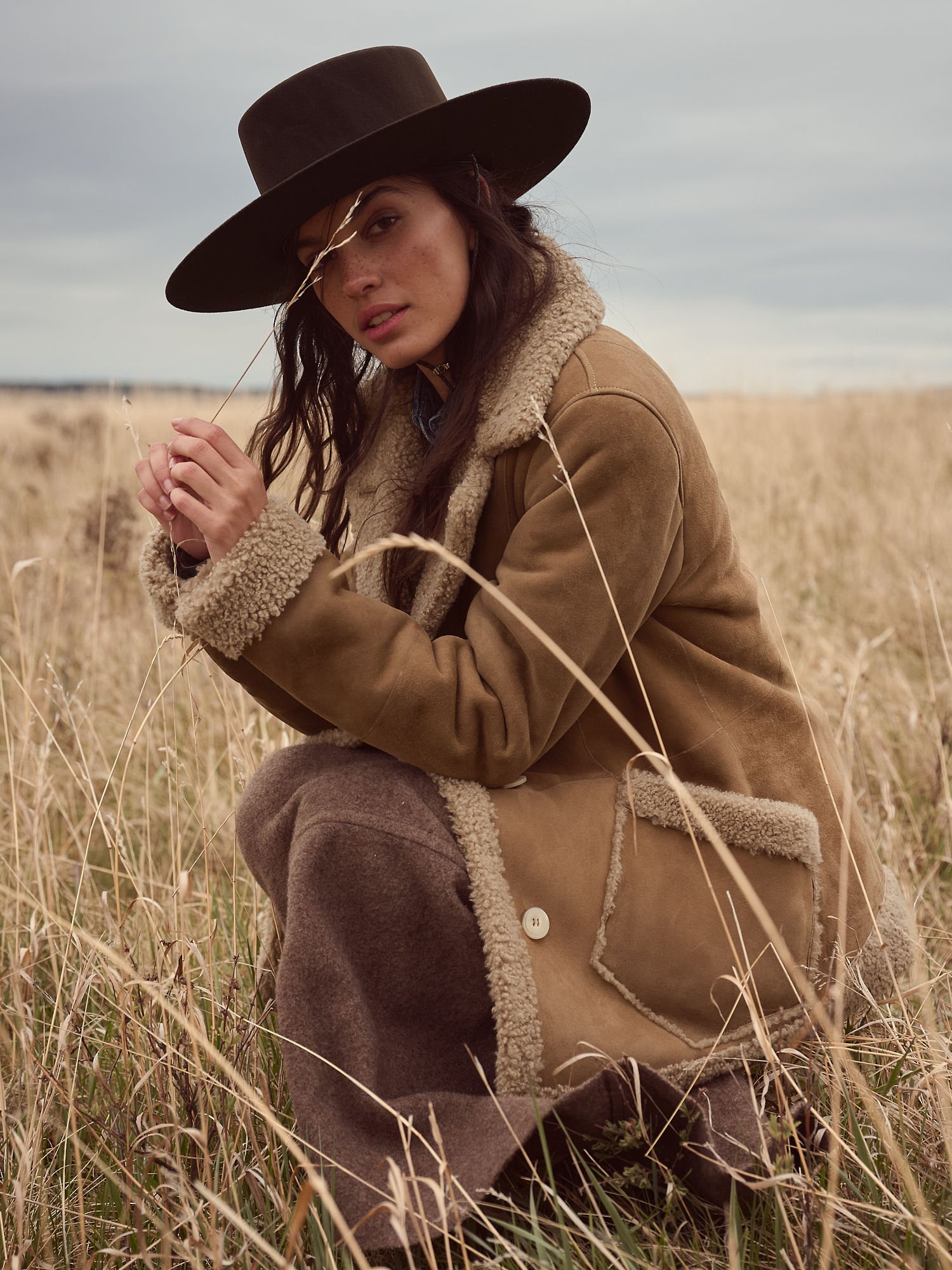 Jackie Curly Sheepskin Coat - XNAUWBI