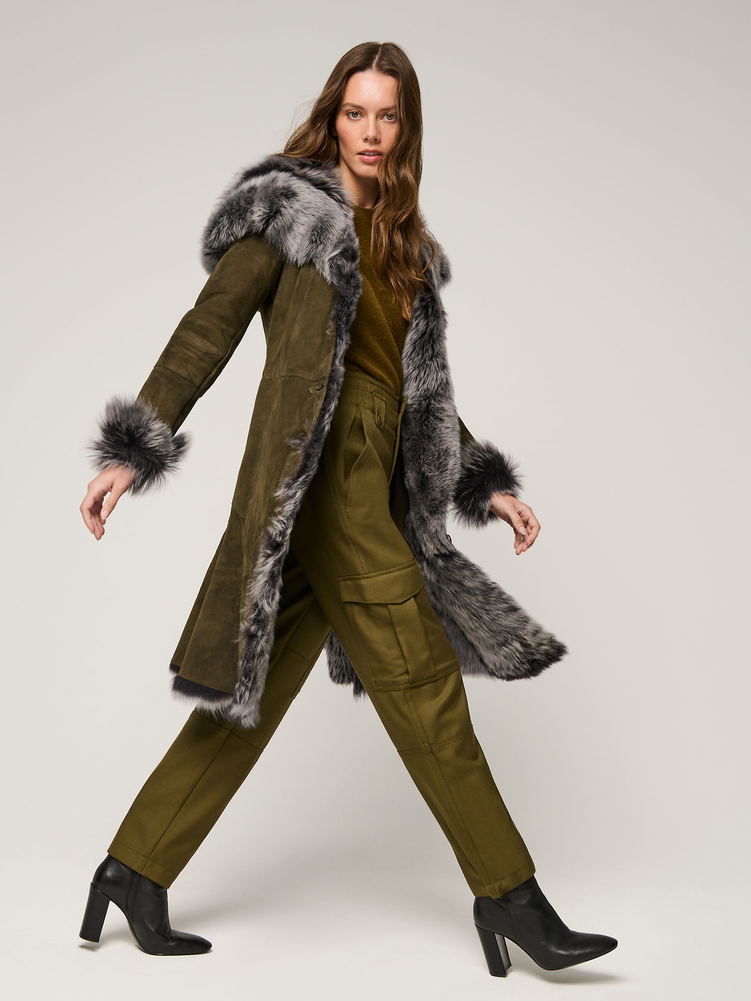 Theodora Hooded Toscana Sheepskin Coat - XNAUWBI