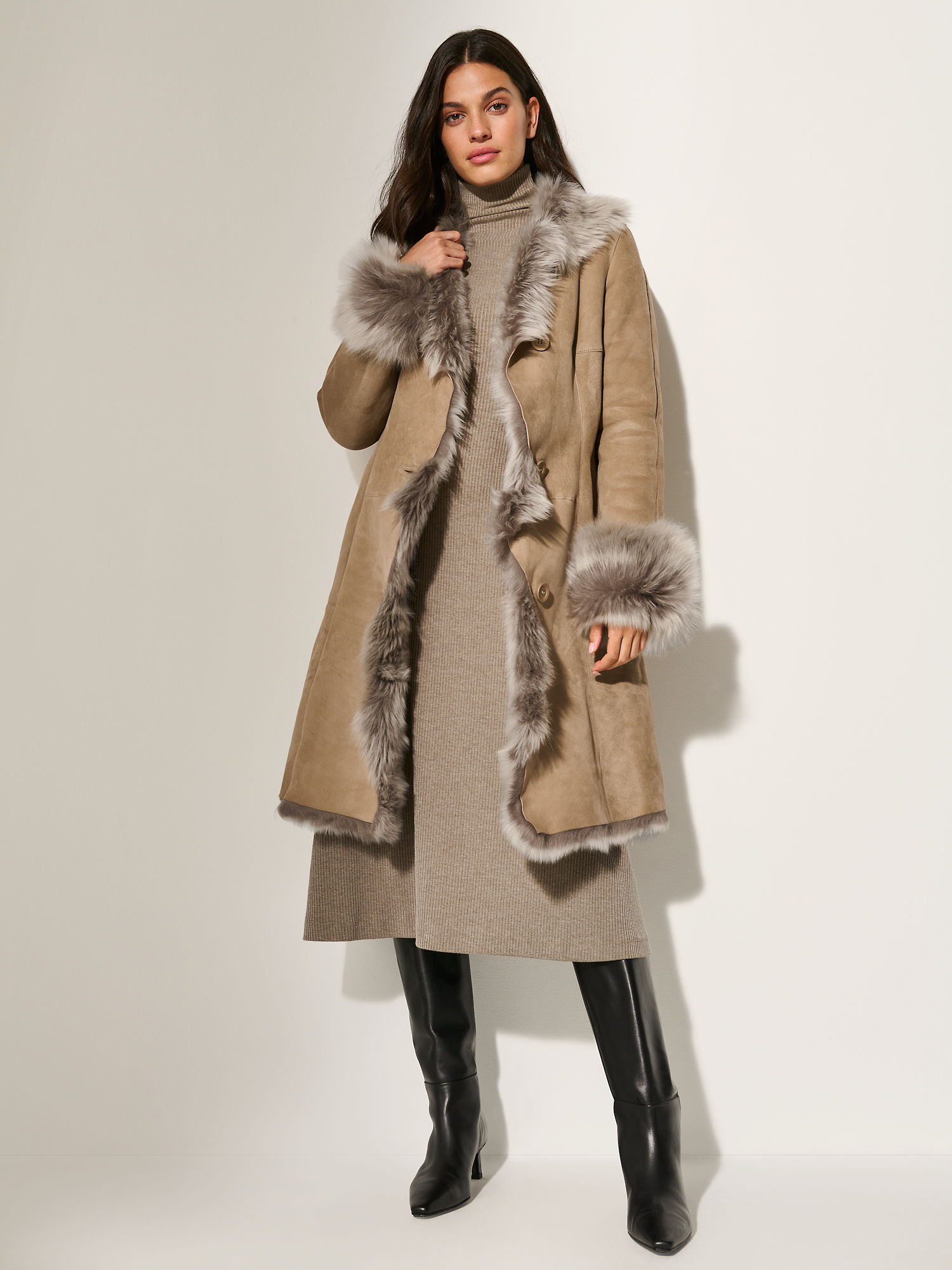 Sandra Limited Edition Sheepskin Coat - XNAUWBI