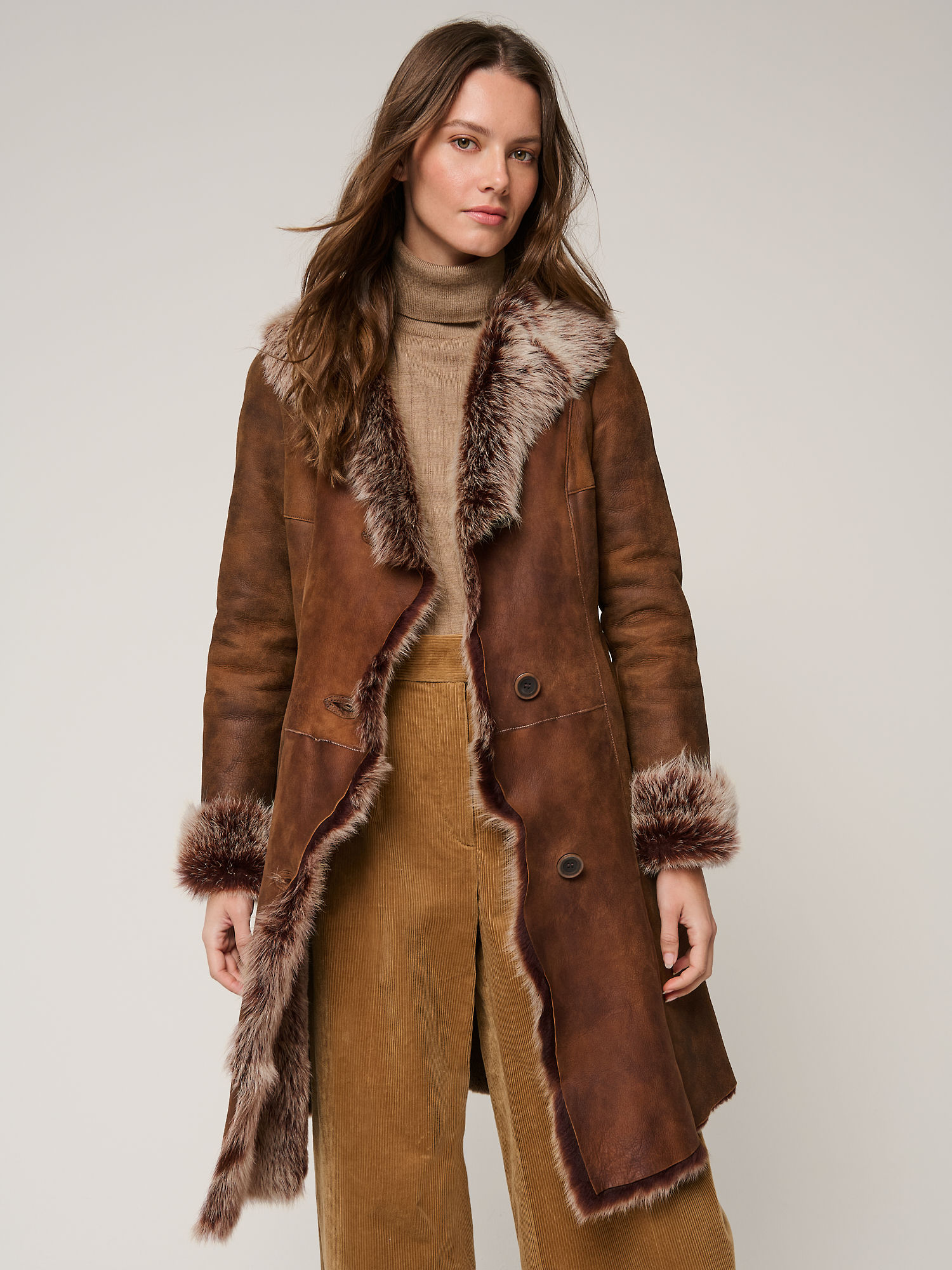 Sandra Sheepskin Coat - XNAUWBI