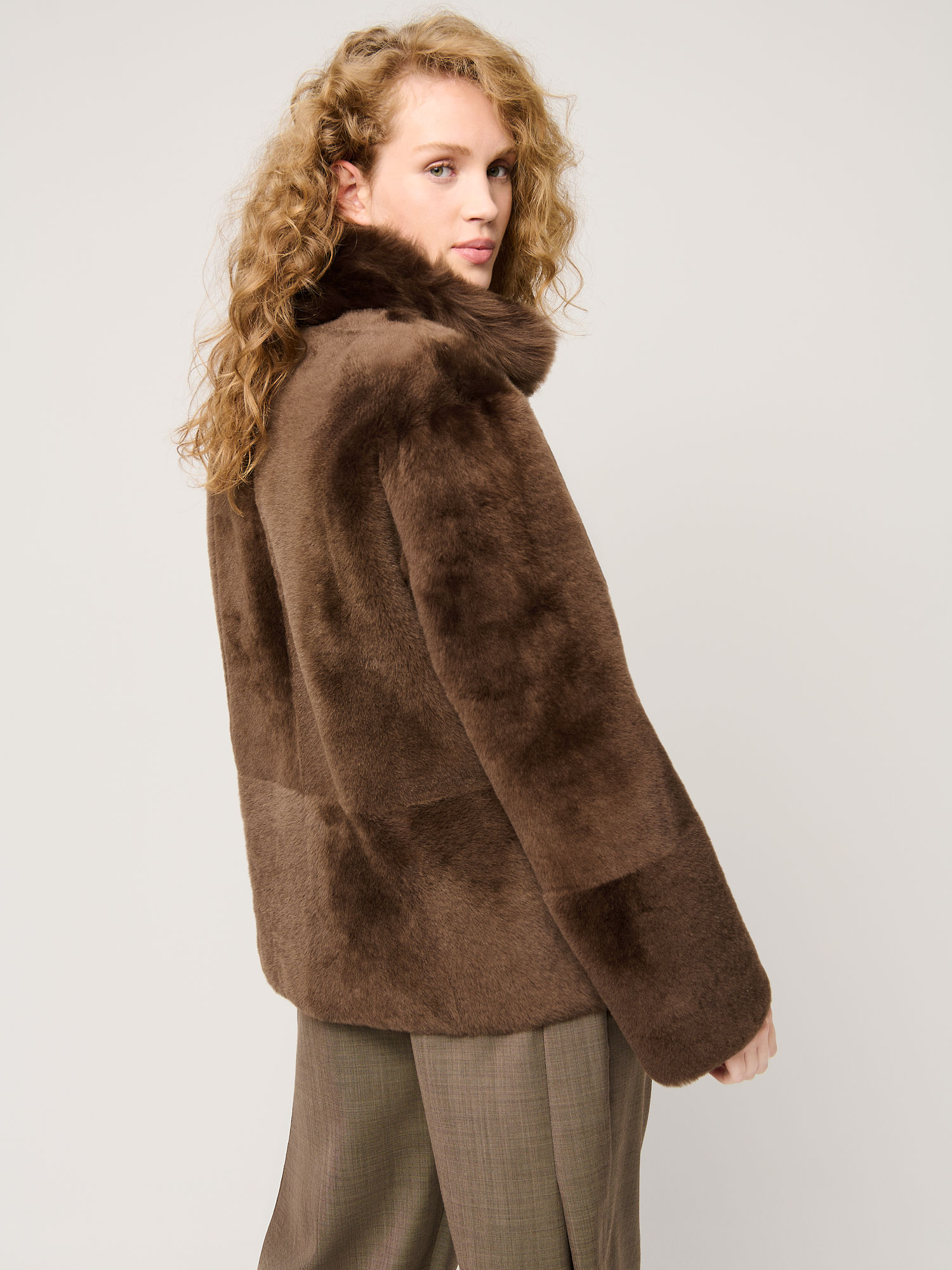 Quinn Reversible Sheepskin Coat - XNAUWBI