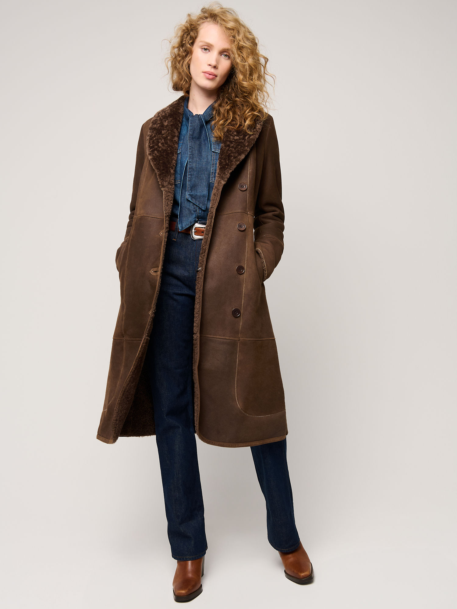 Brooke Curly Sheepskin Coat - XNAUWBI